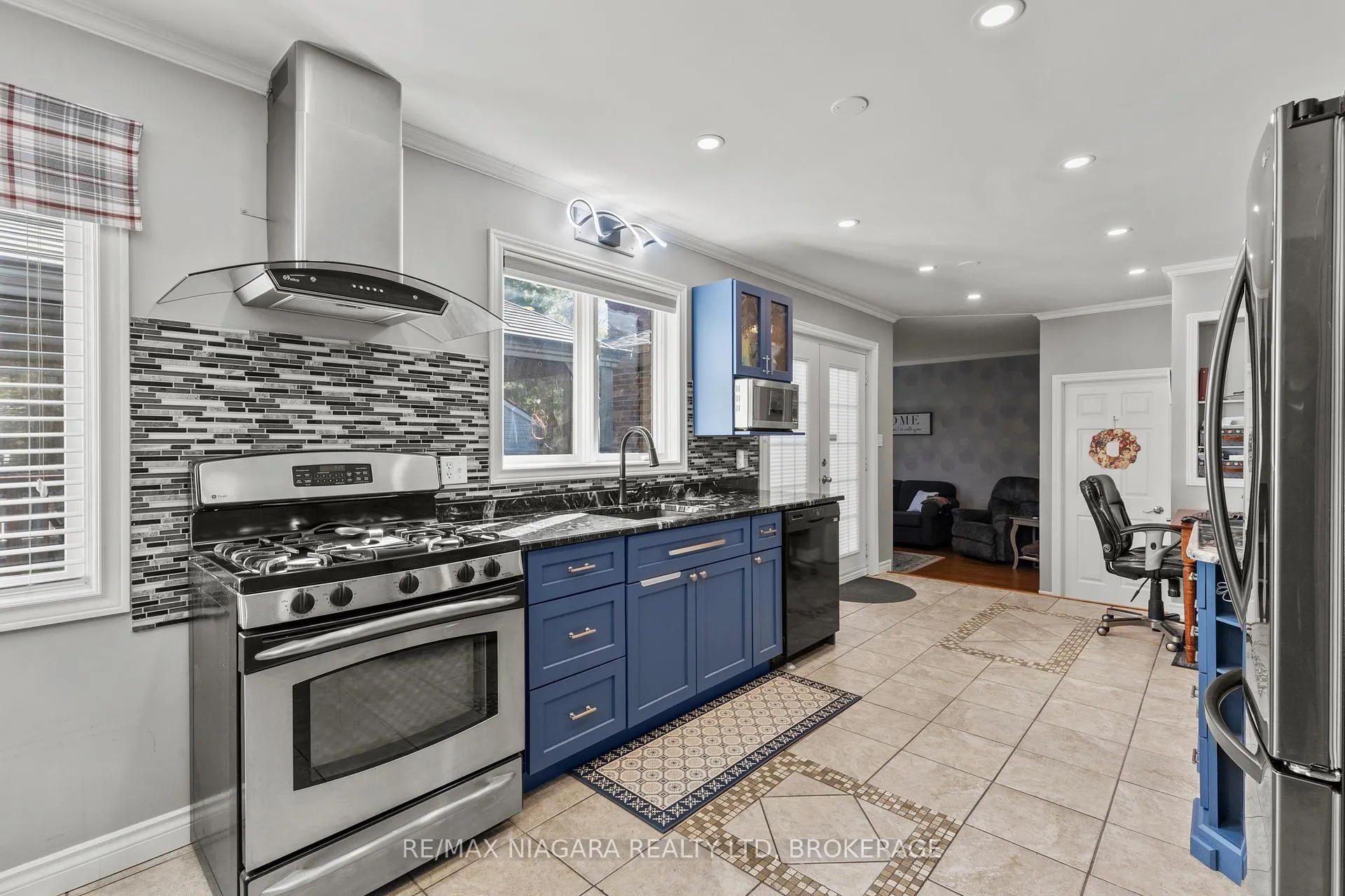 Photo 7 of 143 Welland Road, Pelham, Fonthill — HOMEH