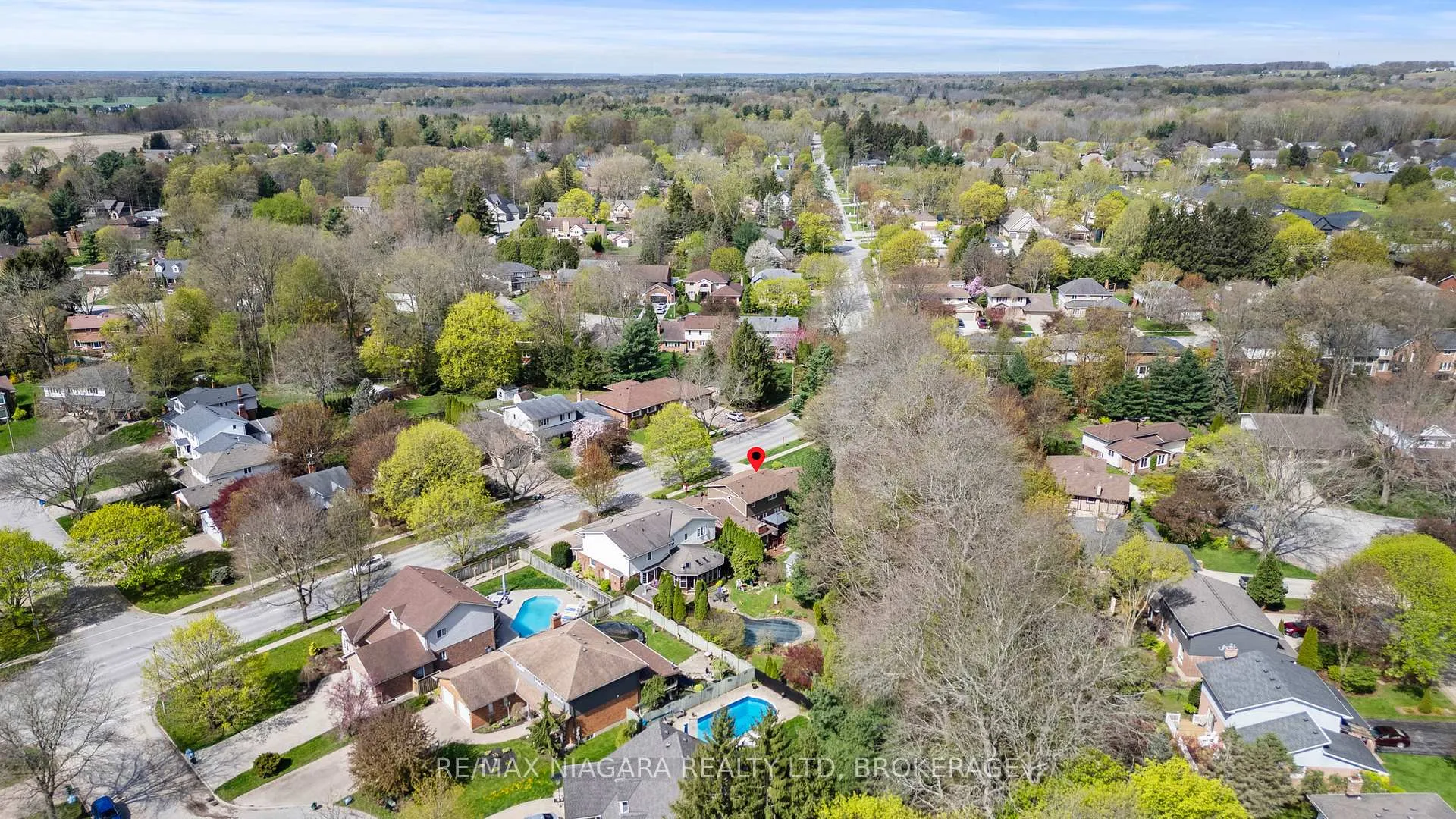 Photo 31 of 143 Welland Road, Pelham, Fonthill — HOMEH