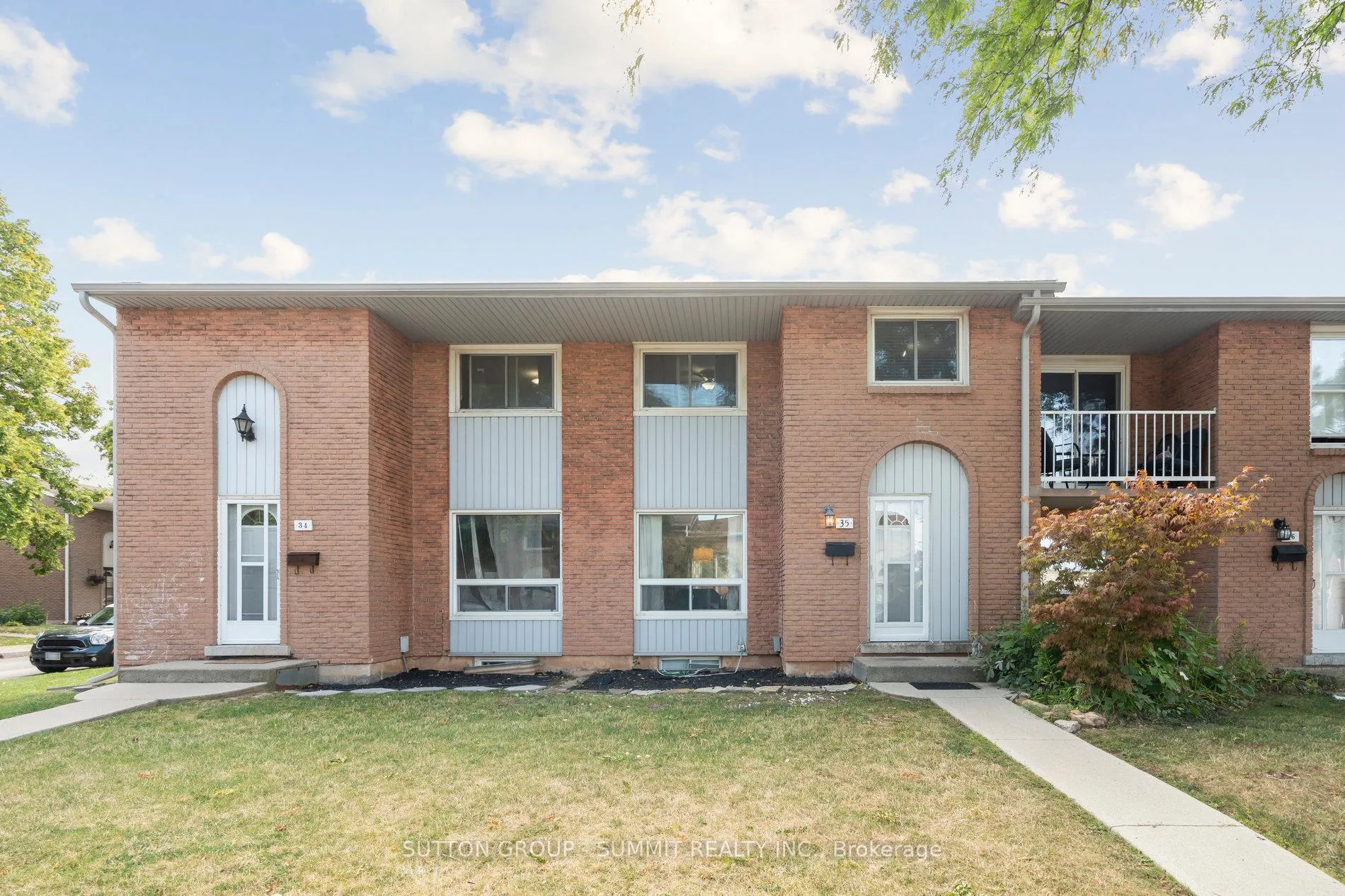 Photo 1 of Unit 35, 151 Gateshead Crescent, Hamilton, Stoney Creek — HOMEH