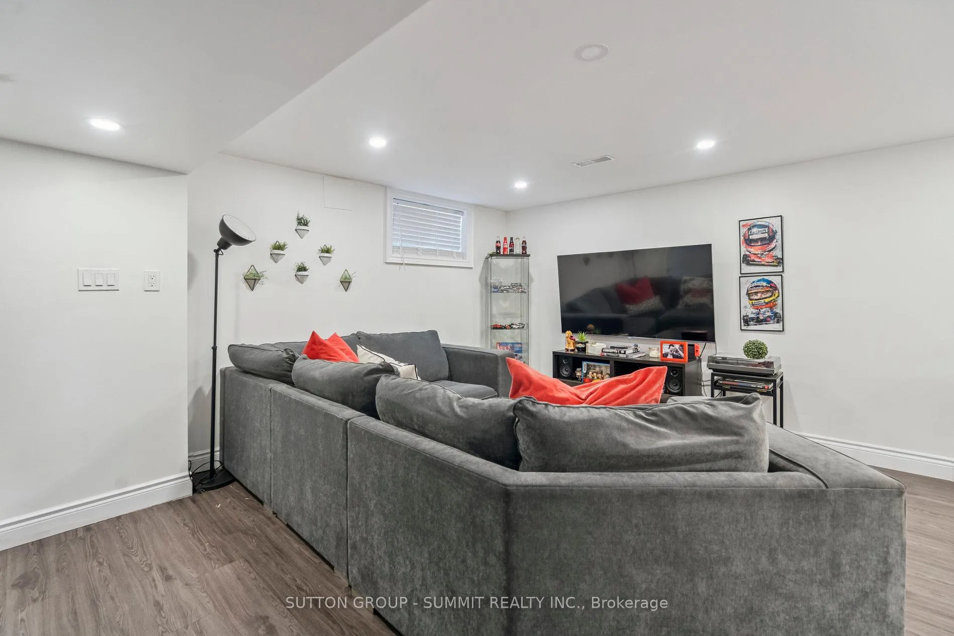Photo 26 of Unit 35, 151 Gateshead Crescent, Hamilton, Stoney Creek — HOMEH