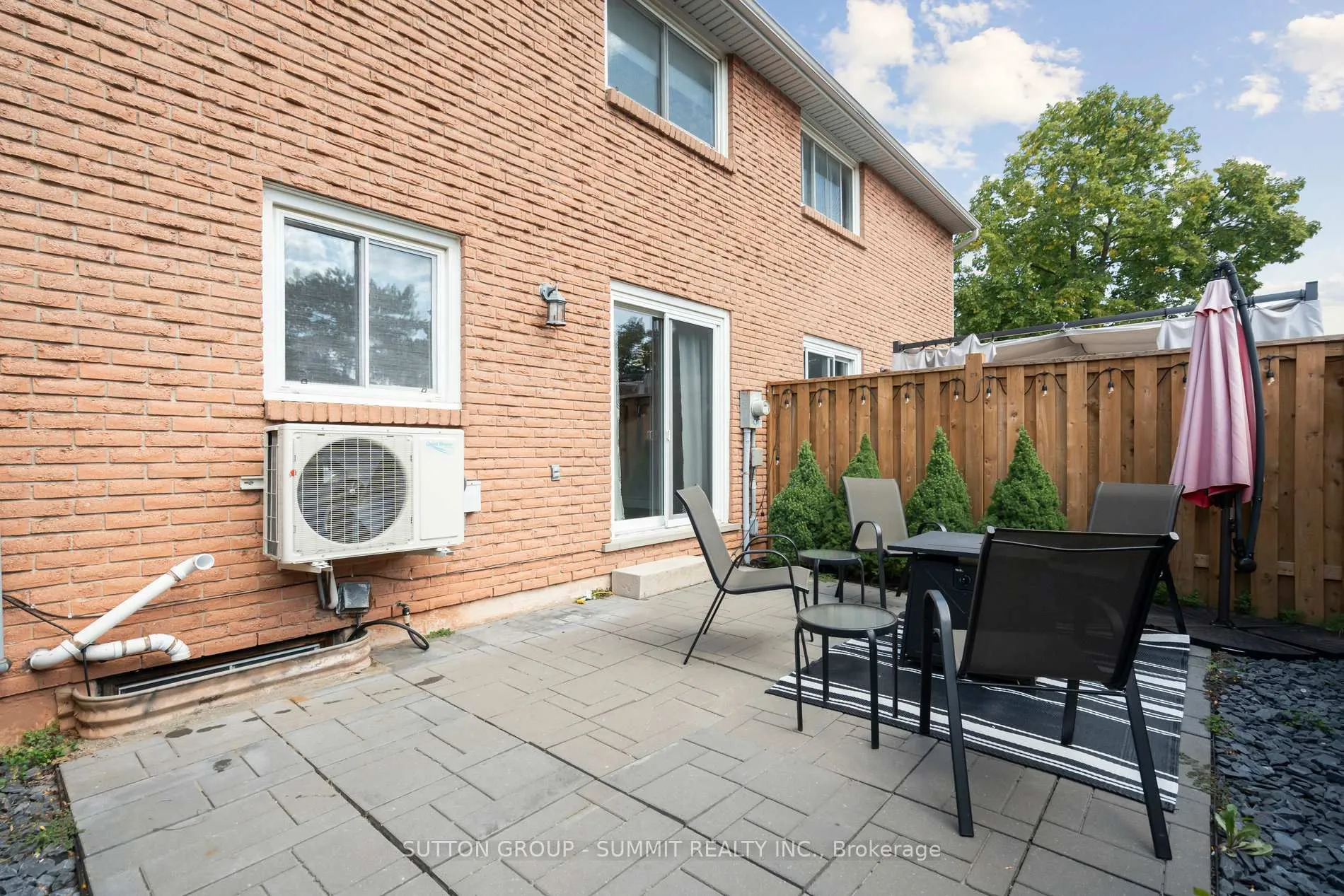 Photo 30 of Unit 35, 151 Gateshead Crescent, Hamilton, Stoney Creek — HOMEH