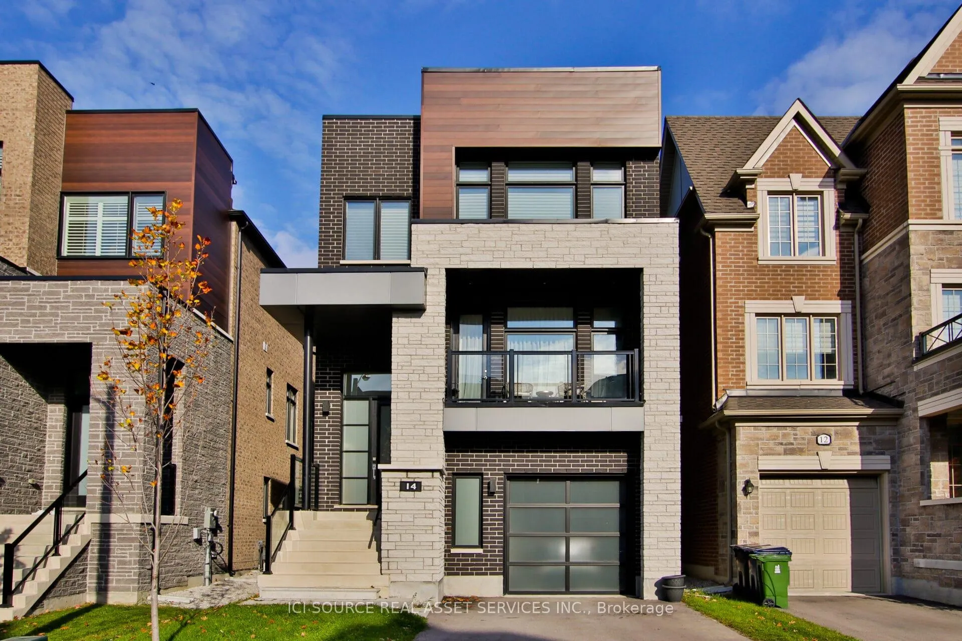 Front of Unit 2nd Floor & 3rd Floor, 14 Kipling Grove Court