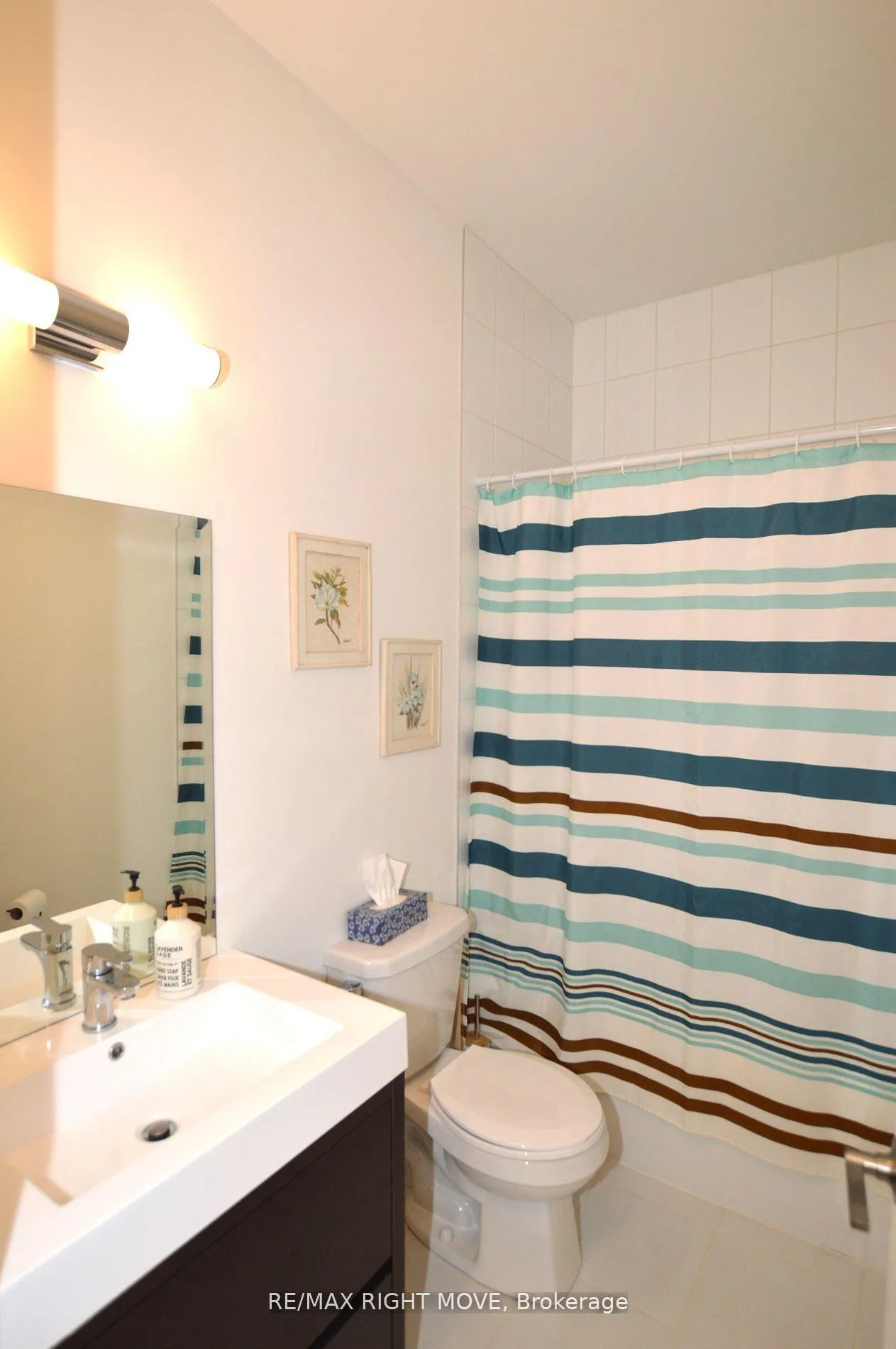 Photo 13 of Unit 309, 21 Matchedash Street S, Orillia — HOMEH