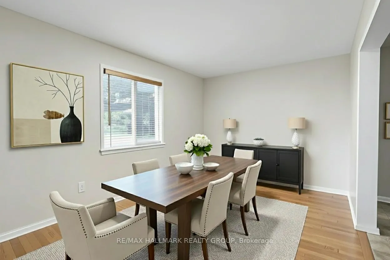 Photo 5 of 6 Robina Avenue, Ottawa, Westcliffe Estates — HOMEH