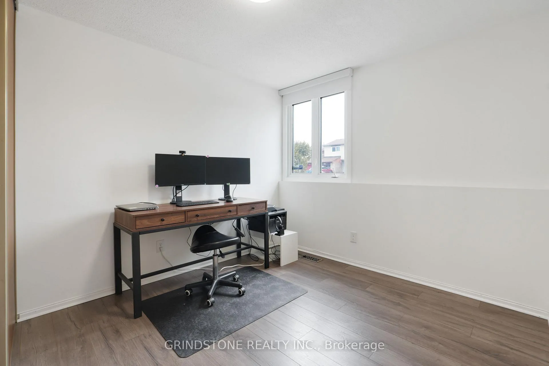 Photo 21 of 1080 Alenmede Crescent, Ottawa, Fairfield Heights — HOMEH