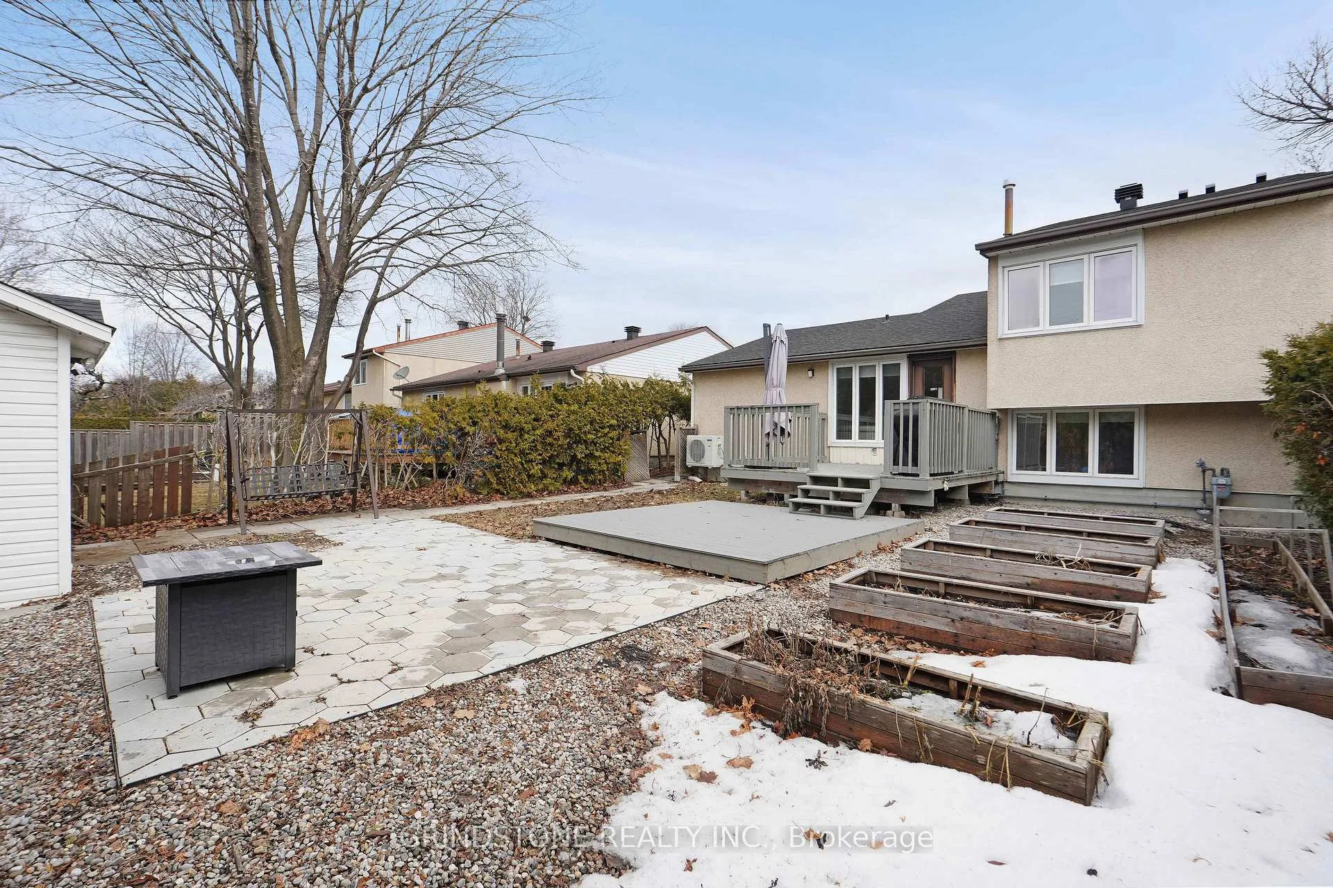 Photo 23 of 1080 Alenmede Crescent, Ottawa, Fairfield Heights — HOMEH
