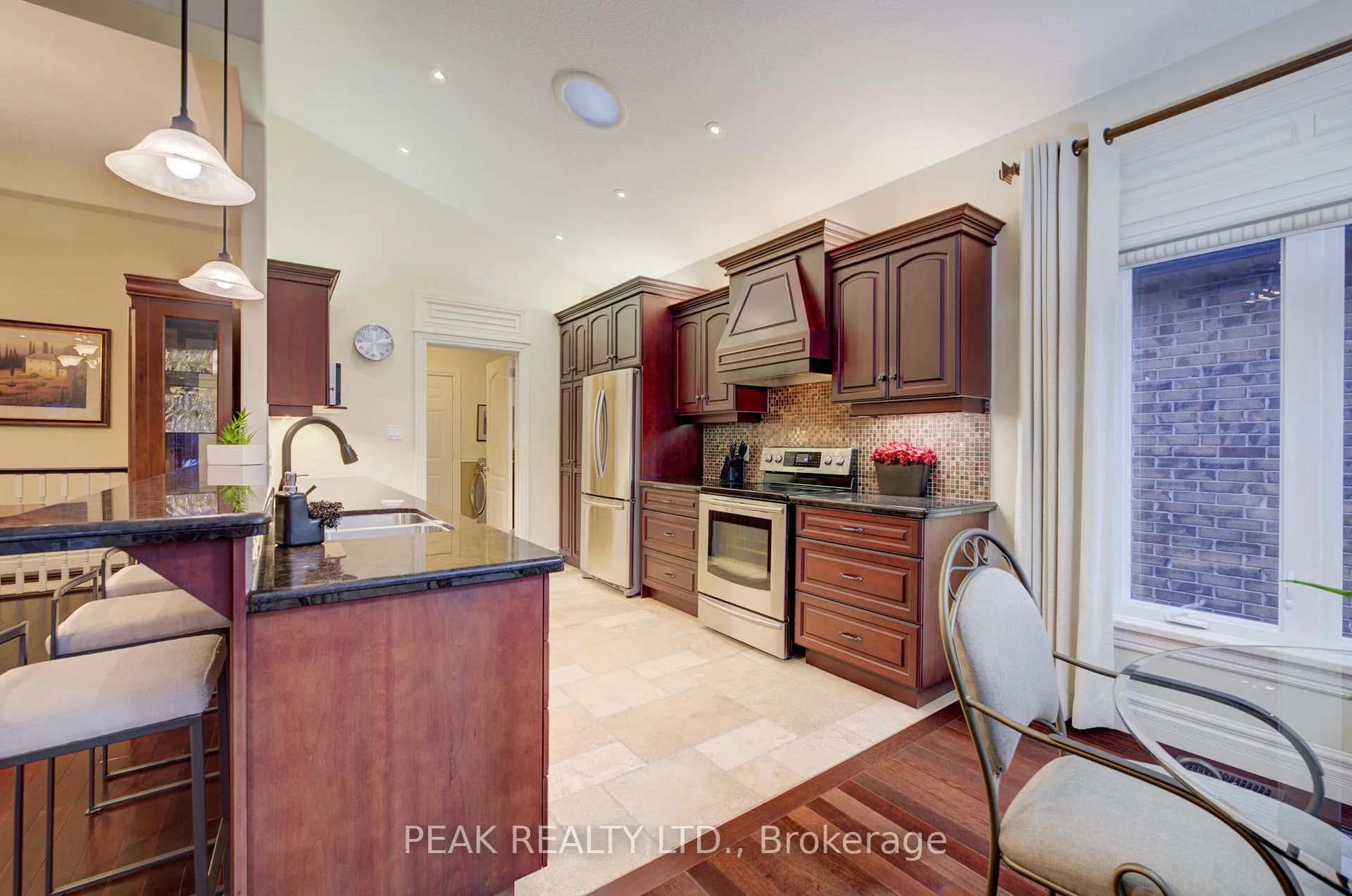 Photo 18 of 175 Stonecroft Way, Wilmot — HOMEH