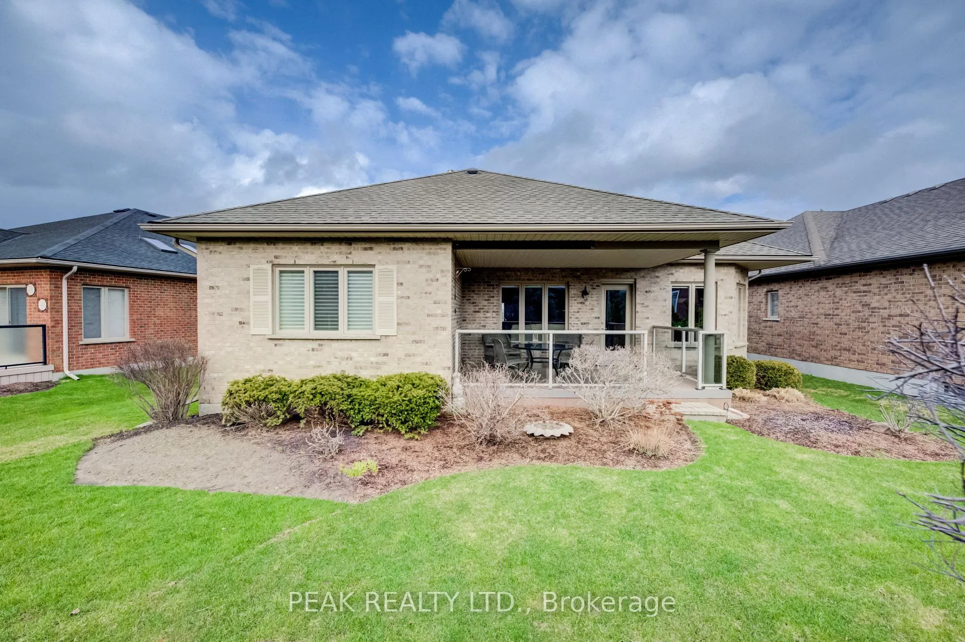 Photo 43 of 175 Stonecroft Way, Wilmot — HOMEH