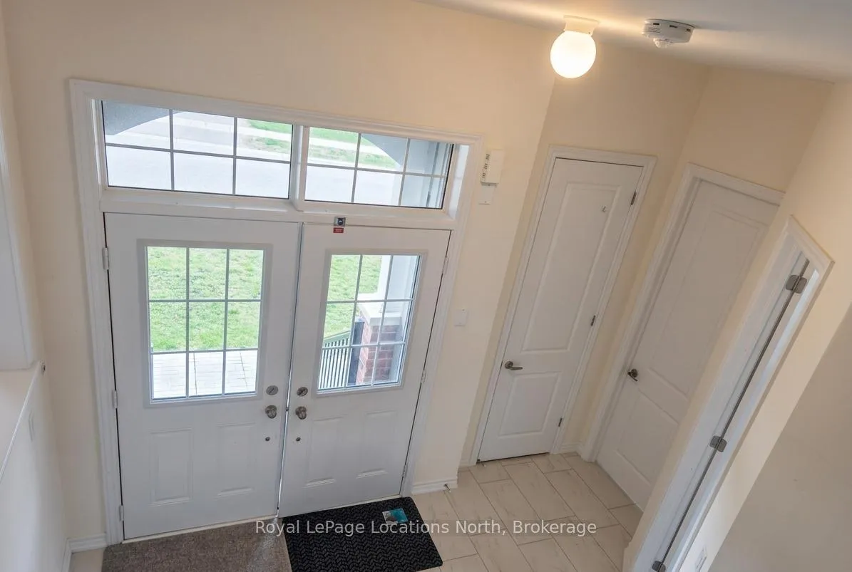 Photo 3 of 218 Roy Drive, Clearview, Stayner — HOMEH