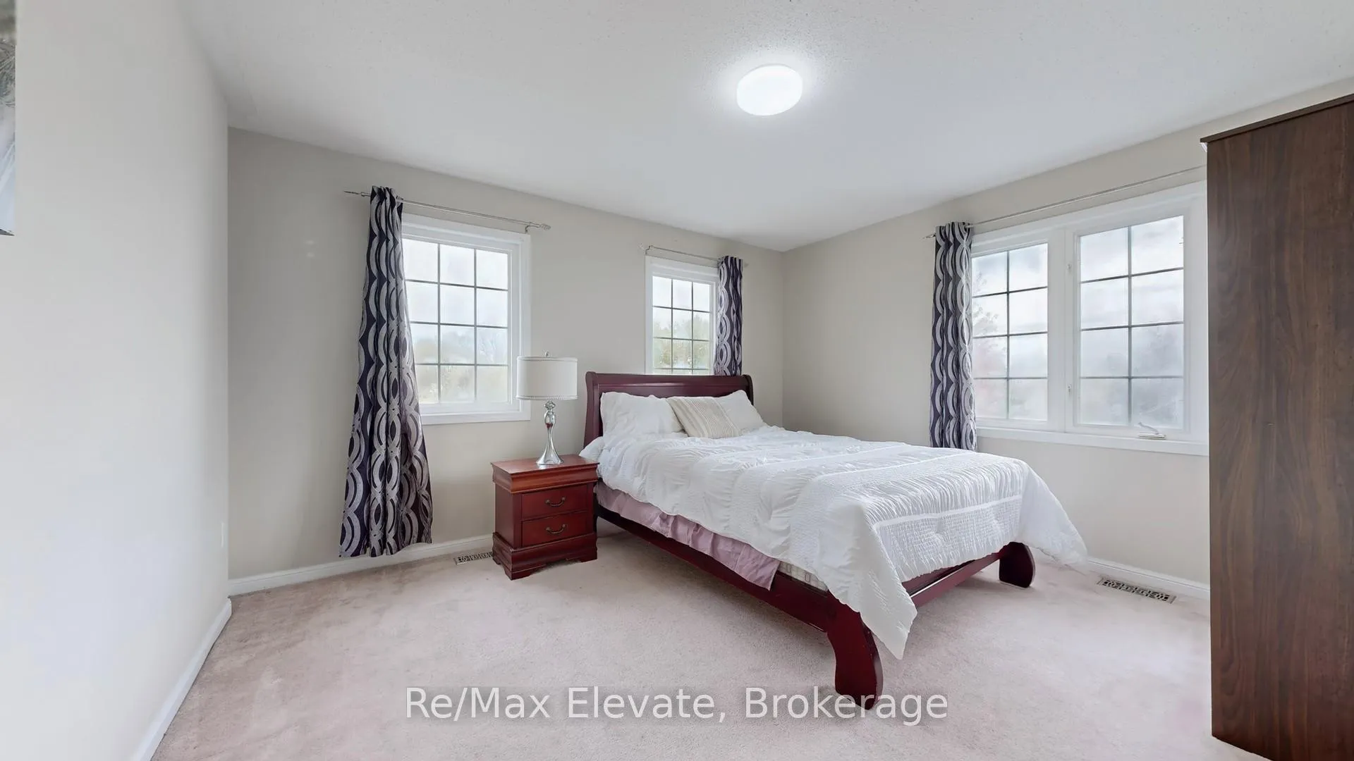 Photo 35 of 44 Callander Crescent, New Tecumseth, Alliston — HOMEH