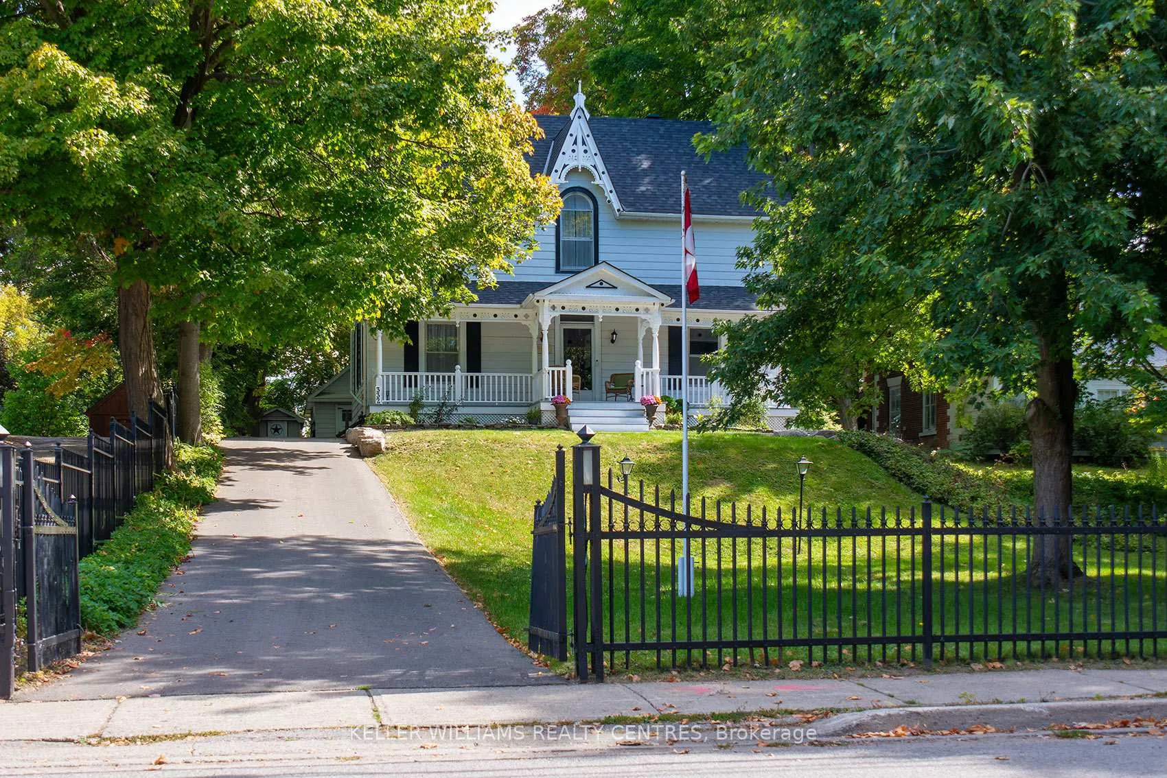 Photo 2 of 332 Main Street, King, Schomberg — HOMEH