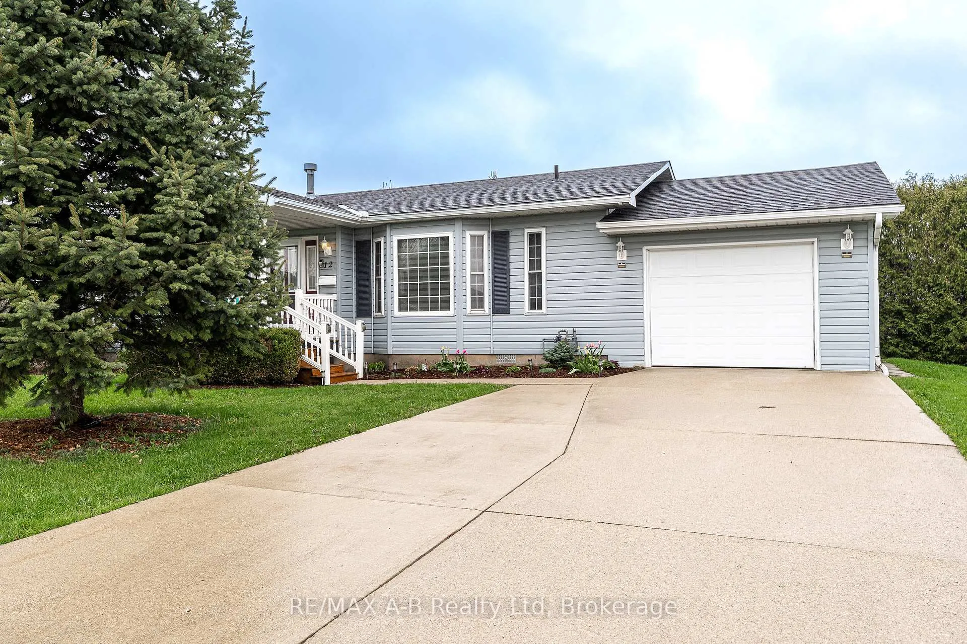 Photo 3 of Unit 12, 30 Ann Street, St. Marys — HOMEH