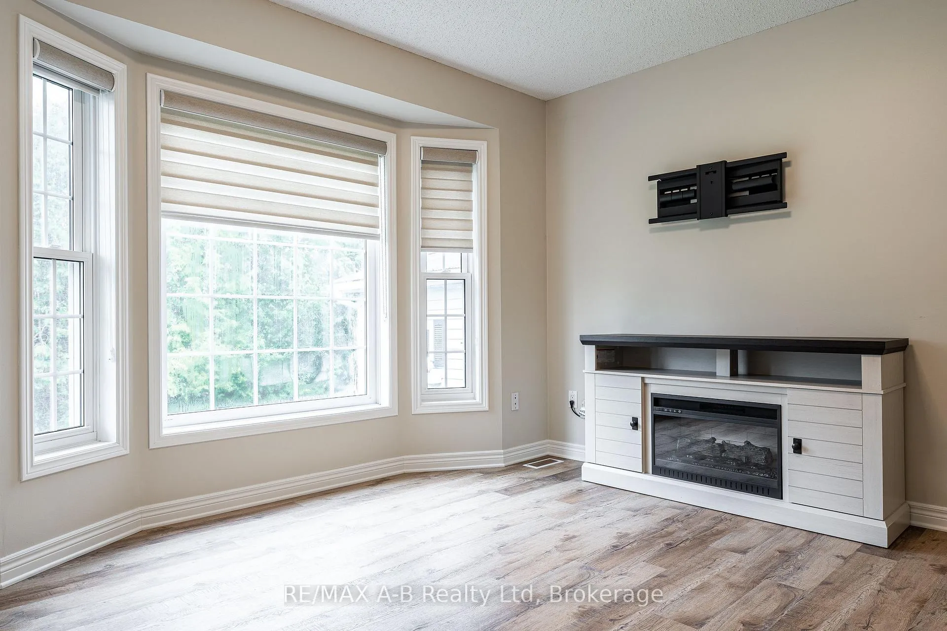 Photo 27 of Unit 12, 30 Ann Street, St. Marys — HOMEH