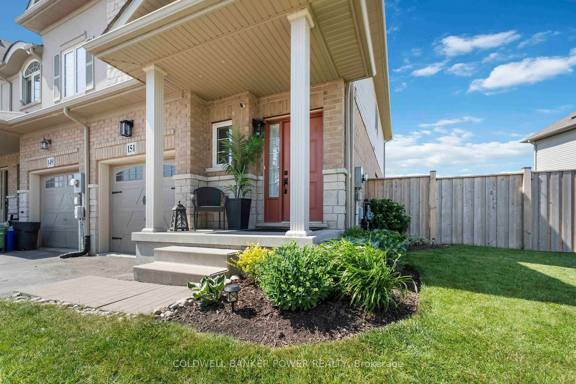 Photo 4 of 151 Lormont Boulevard, Hamilton, Stoney Creek Mountain — HOMEH