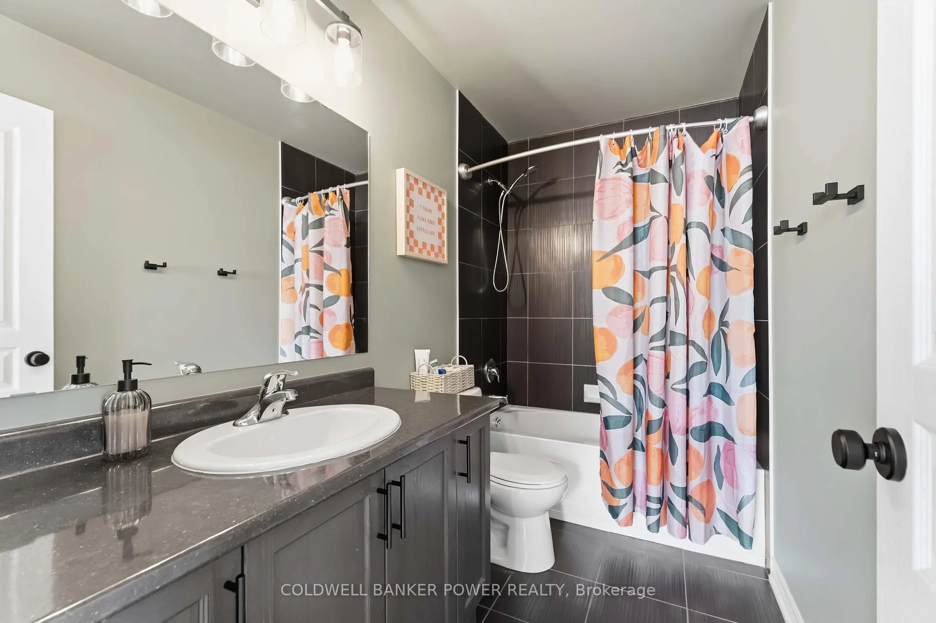 Photo 30 of 151 Lormont Boulevard, Hamilton, Stoney Creek Mountain — HOMEH