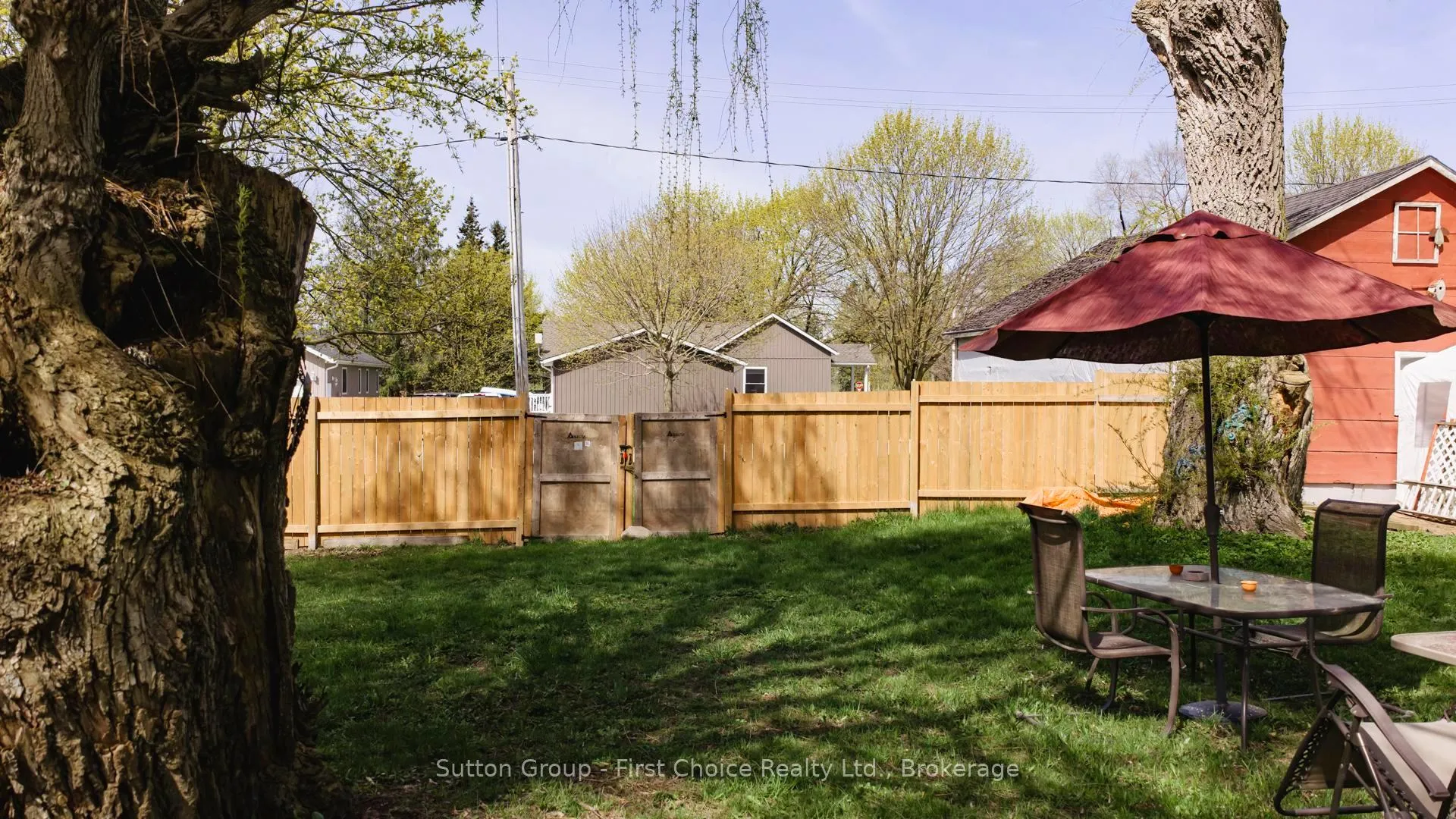 Photo 8 of 186 Alma Street, Central Huron, Clinton — HOMEH