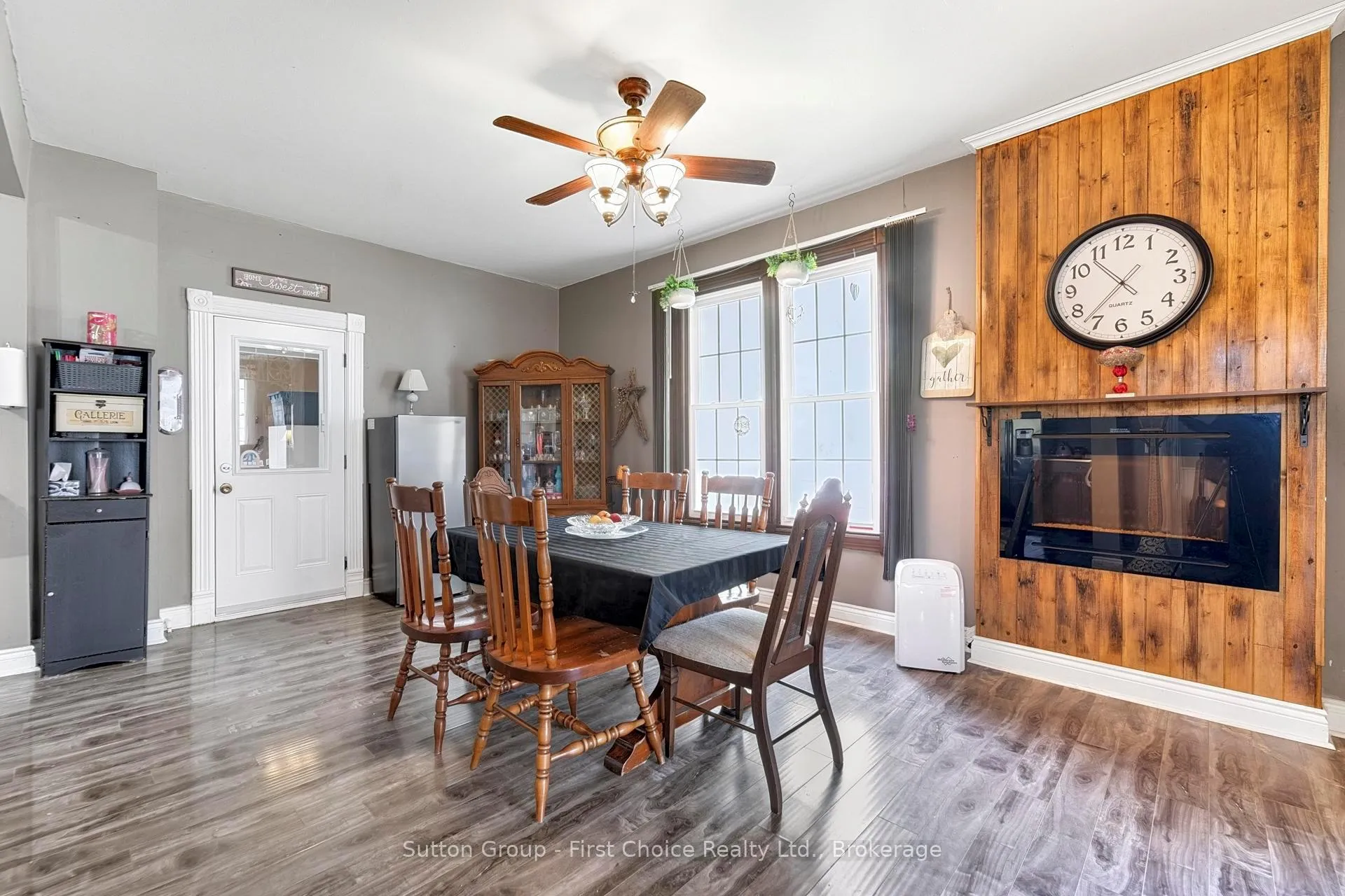 Photo 26 of 186 Alma Street, Central Huron, Clinton — HOMEH
