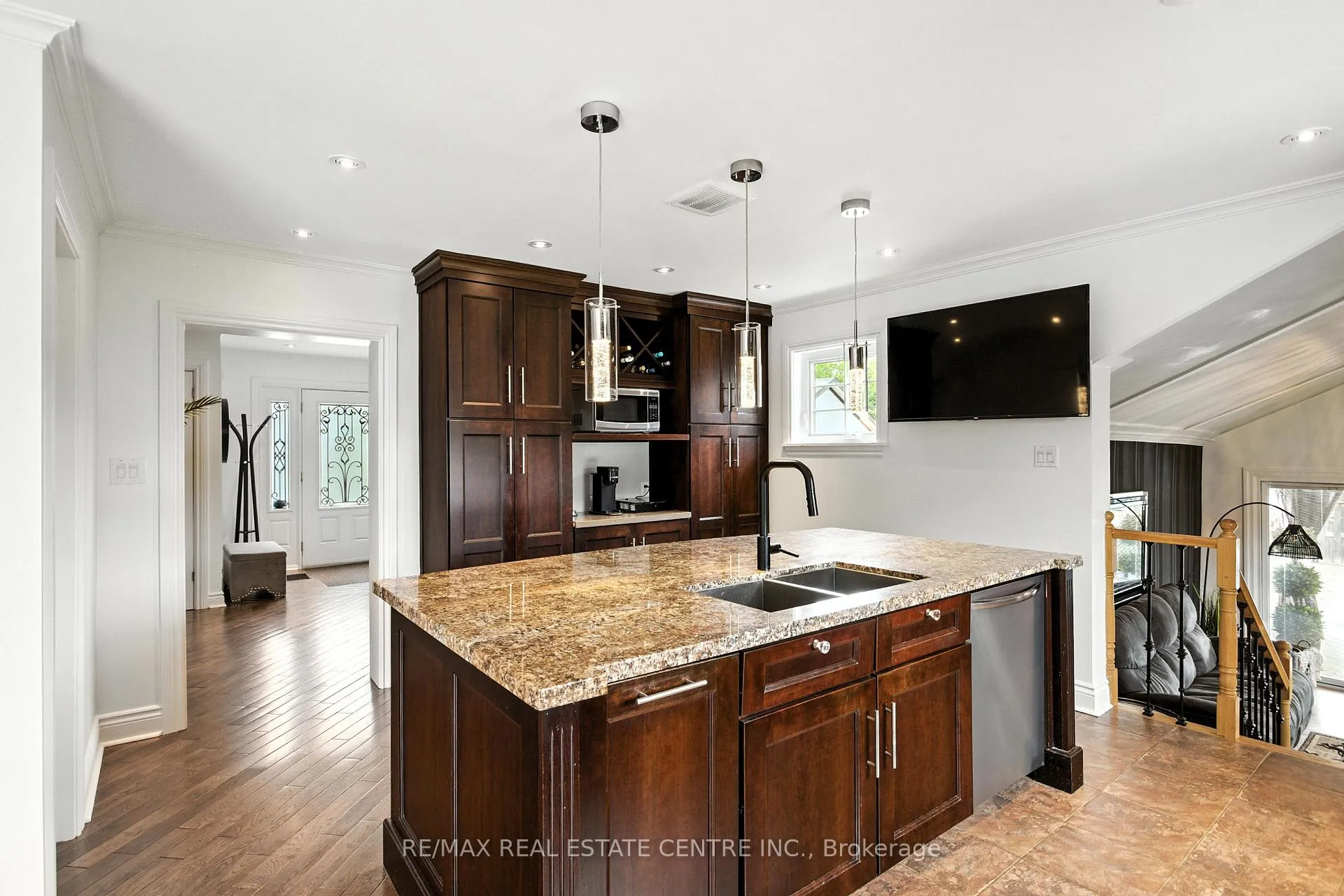 Photo 10 of 9707 Regional 25 Road, Halton Hills, Acton — HOMEH