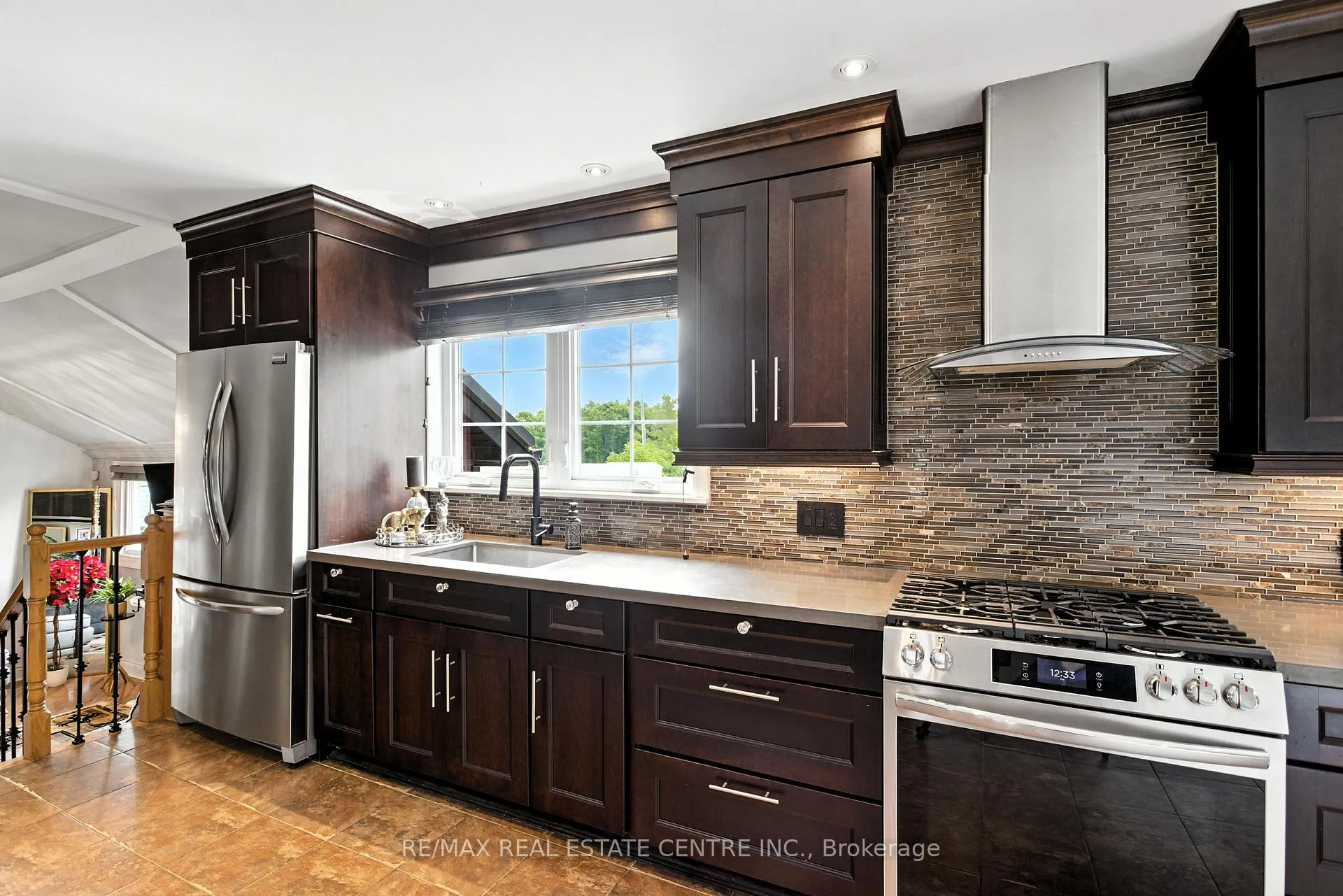 Photo 11 of 9707 Regional 25 Road, Halton Hills, Acton — HOMEH