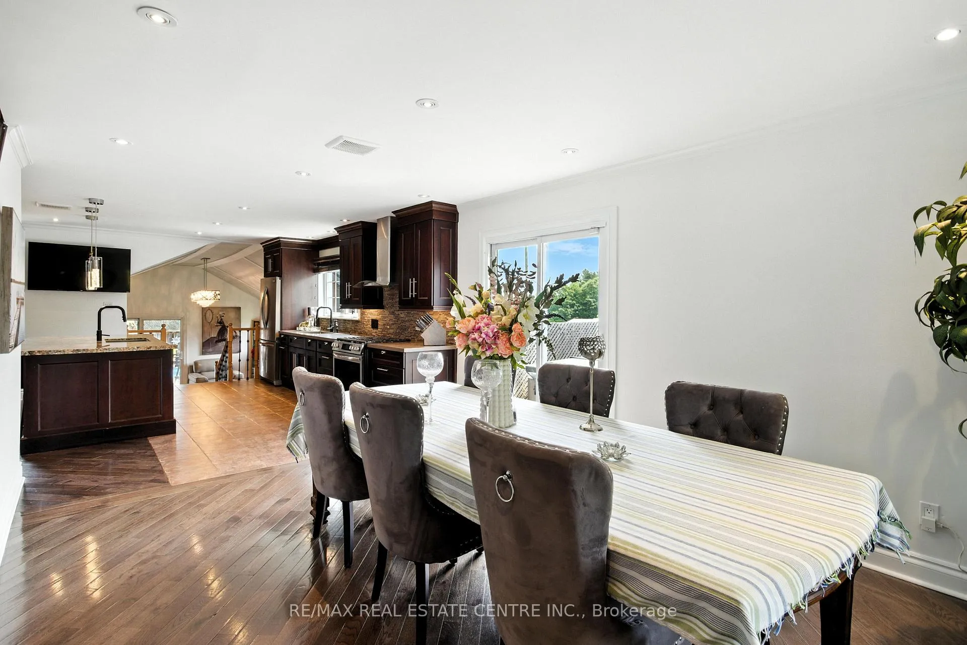 Photo 18 of 9707 Regional 25 Road, Halton Hills, Acton — HOMEH
