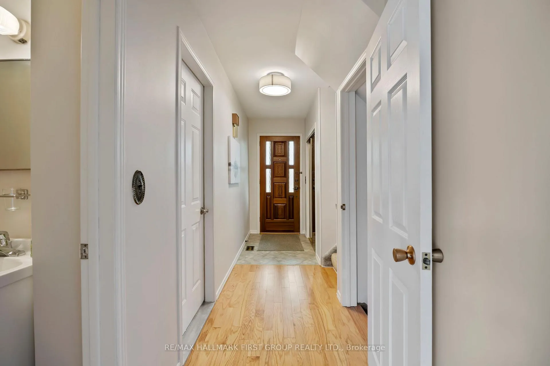 Photo 9 of 75 Thorncliffe Street, Oshawa, Donevan — HOMEH