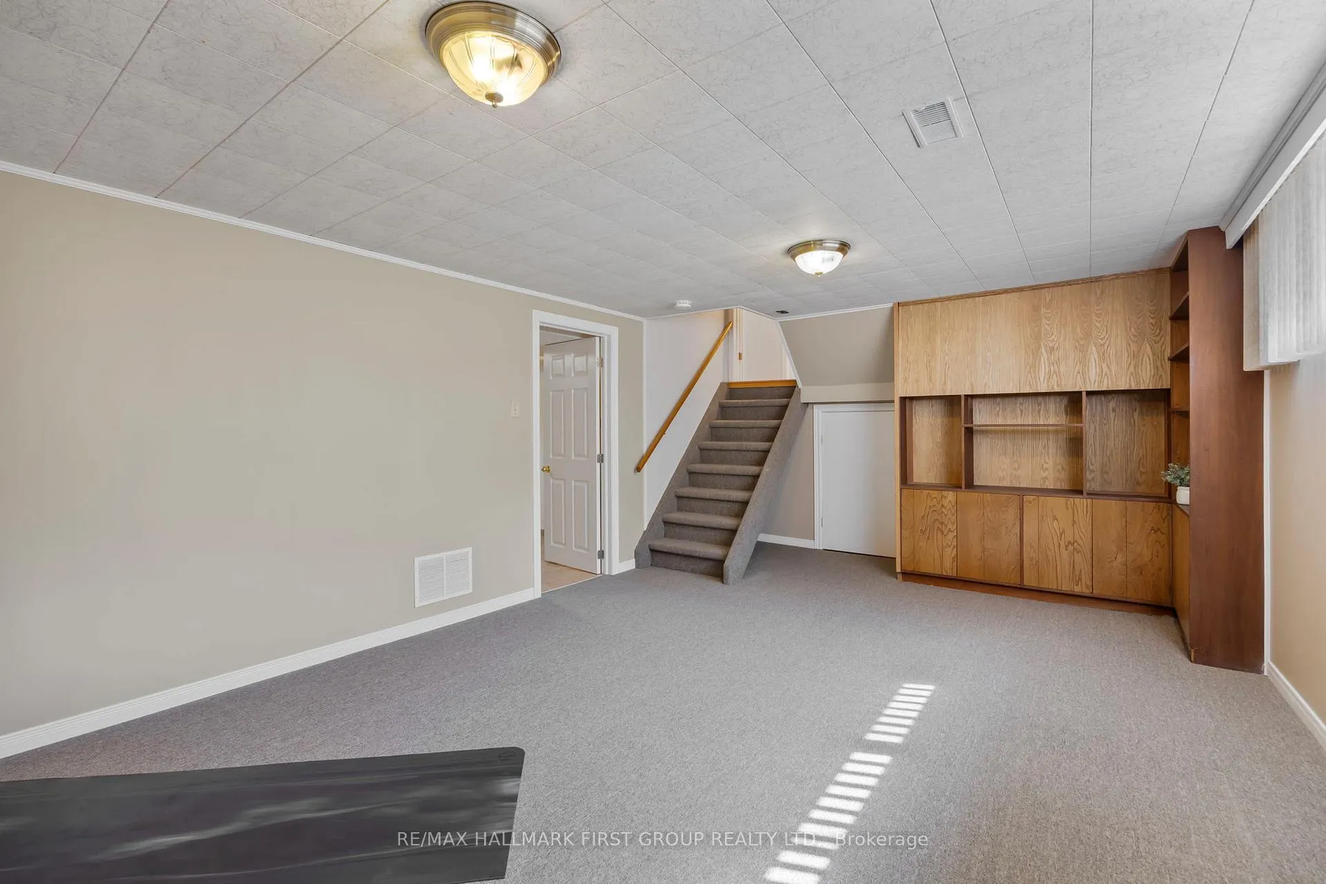 Photo 38 of 75 Thorncliffe Street, Oshawa, Donevan — HOMEH