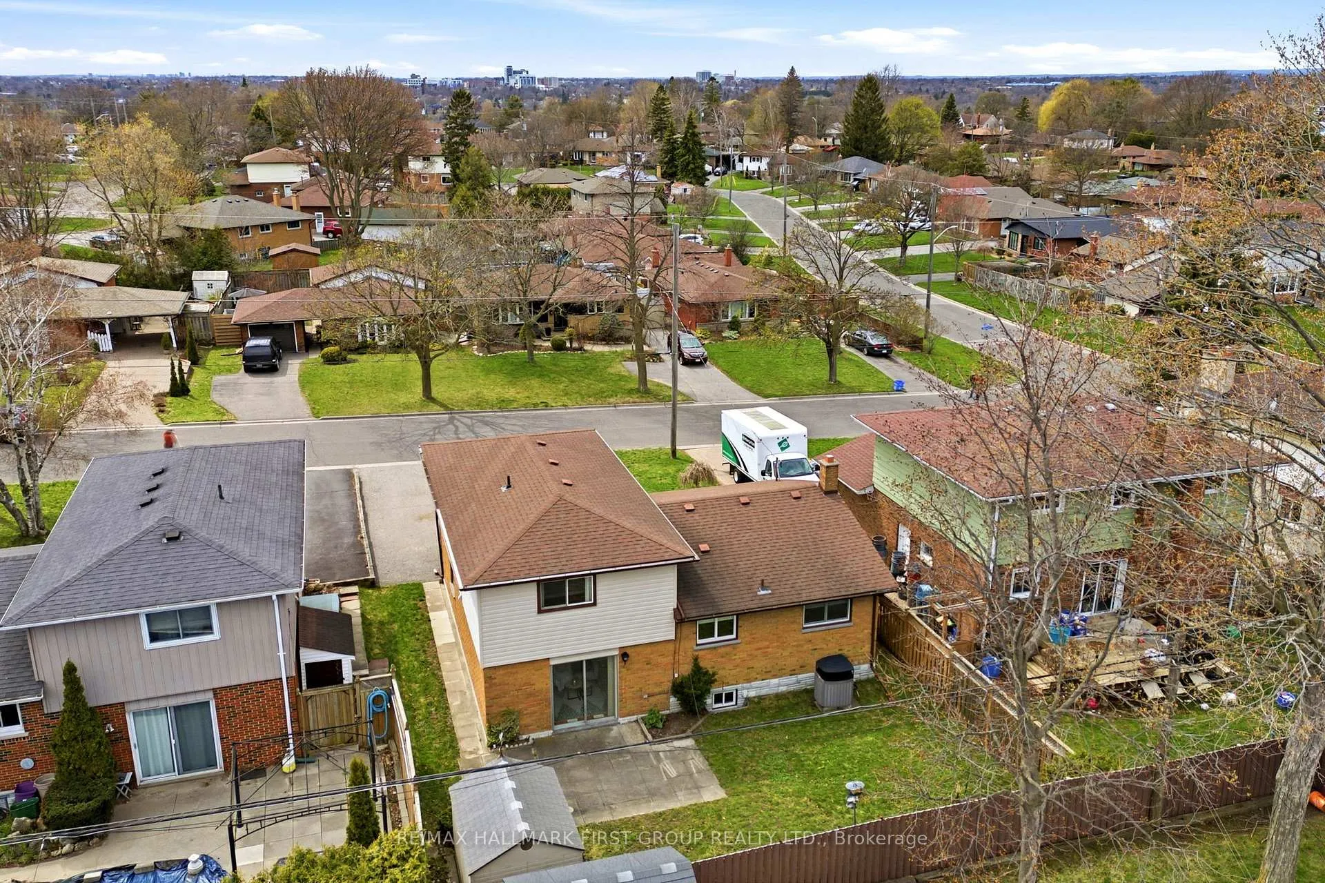 Photo 45 of 75 Thorncliffe Street, Oshawa, Donevan — HOMEH