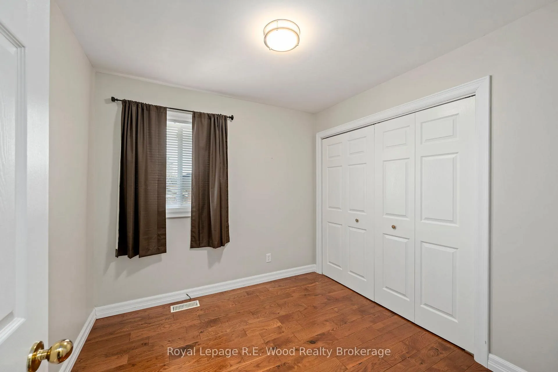 Photo 20 of 5 Kamps Crescent, Tillsonburg — HOMEH