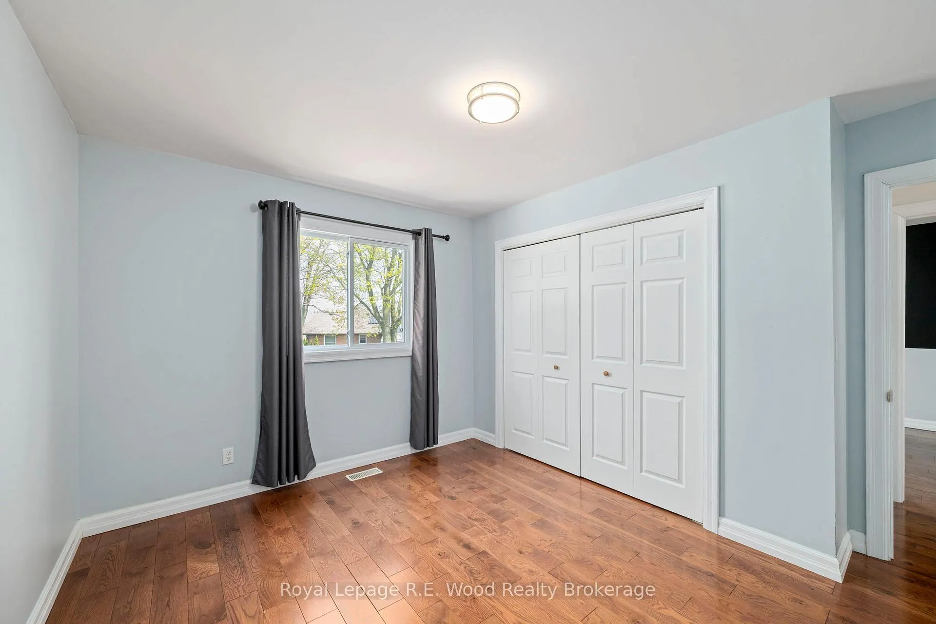 Photo 26 of 5 Kamps Crescent, Tillsonburg — HOMEH