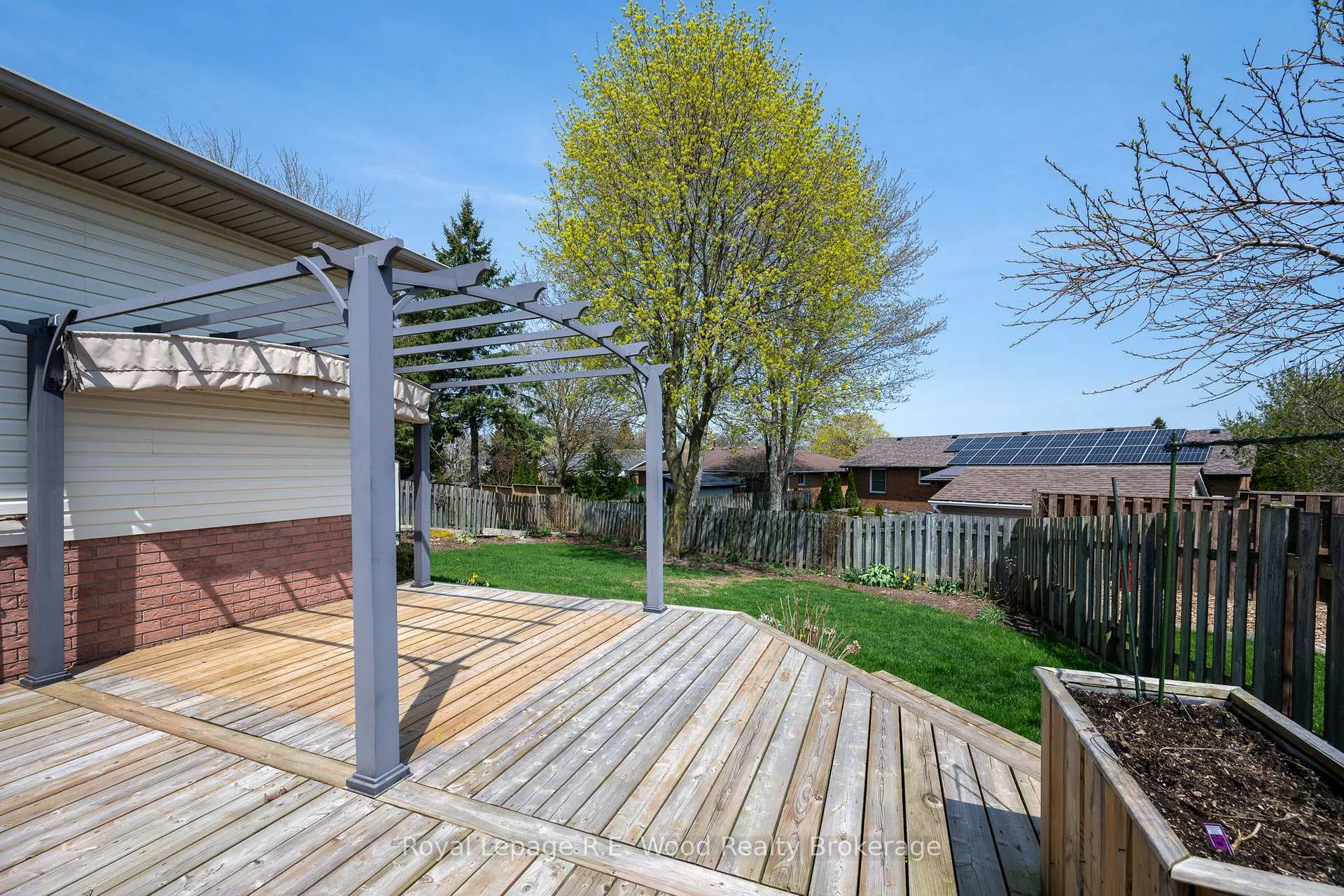 Photo 41 of 5 Kamps Crescent, Tillsonburg — HOMEH