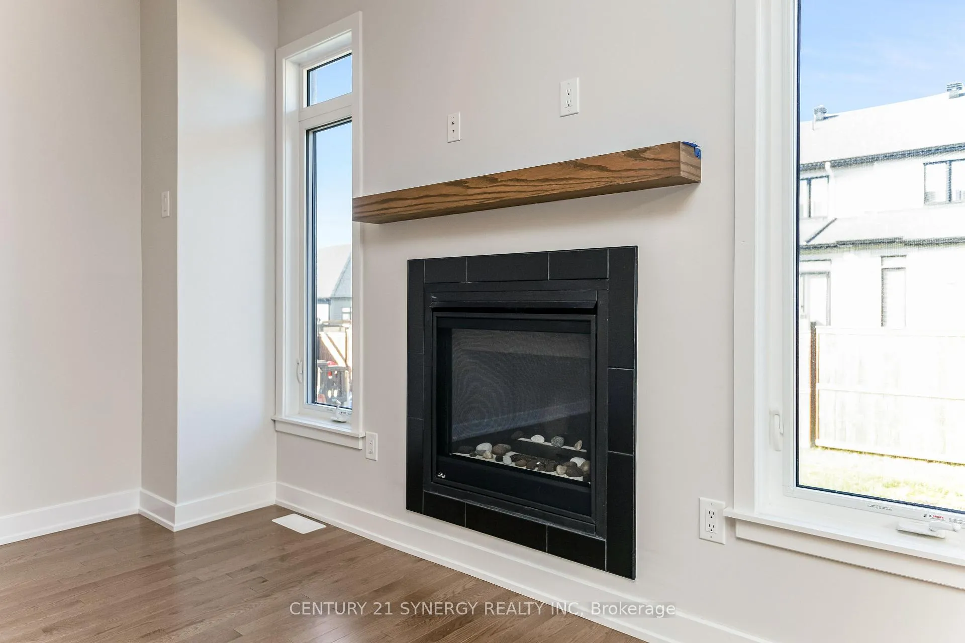 Photo 10 of 76 Heirloom Street, Ottawa, Riverside South/Gloucester Glen — HOMEH