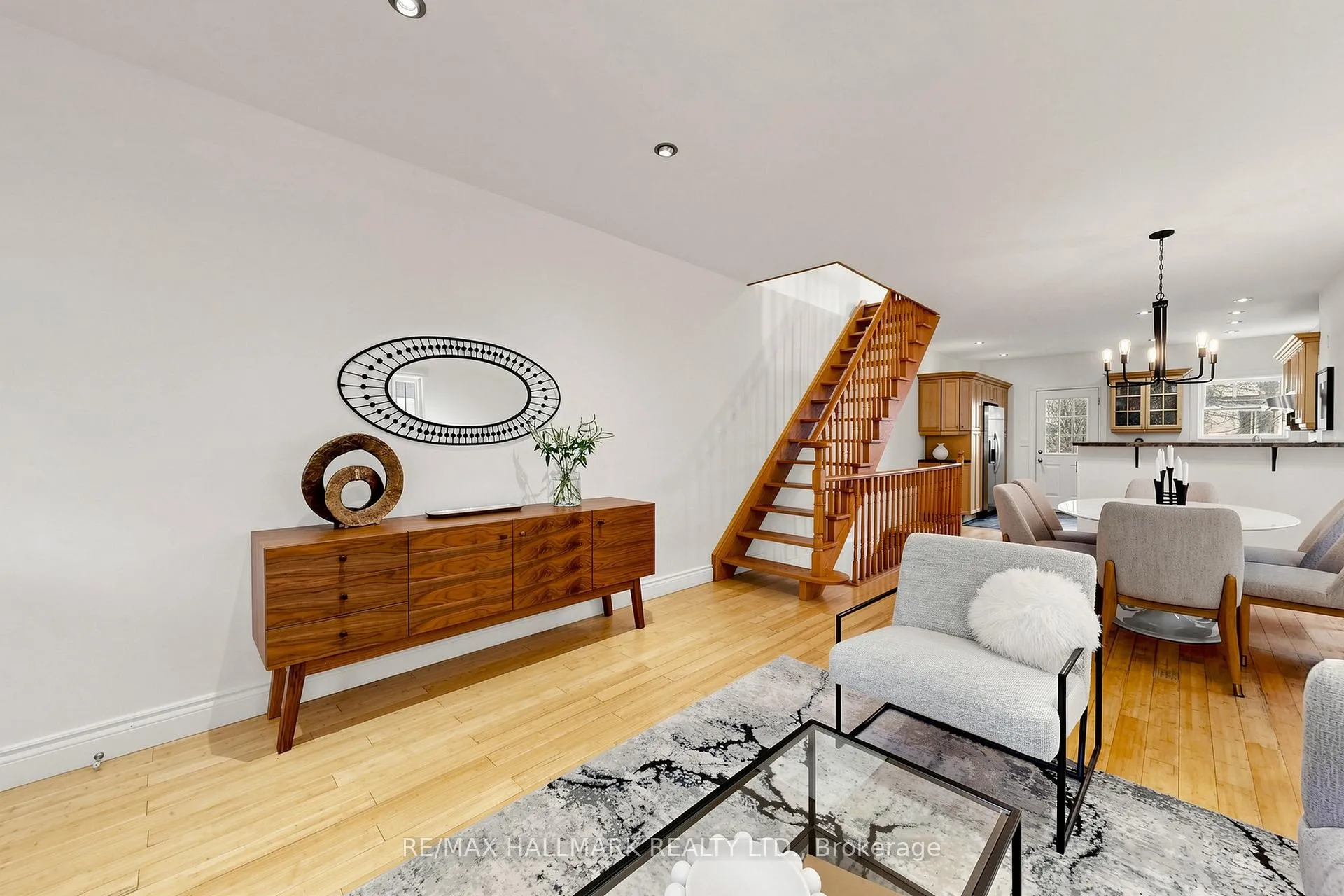 Photo 6 of 145 Wildwood Crescent, Toronto, Woodbine Corridor — HOMEH