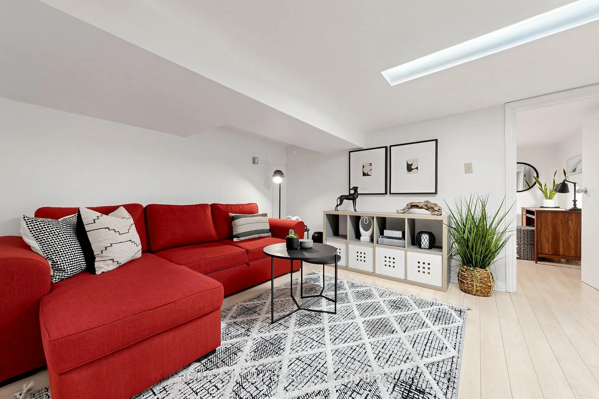 Photo 20 of 145 Wildwood Crescent, Toronto, Woodbine Corridor — HOMEH