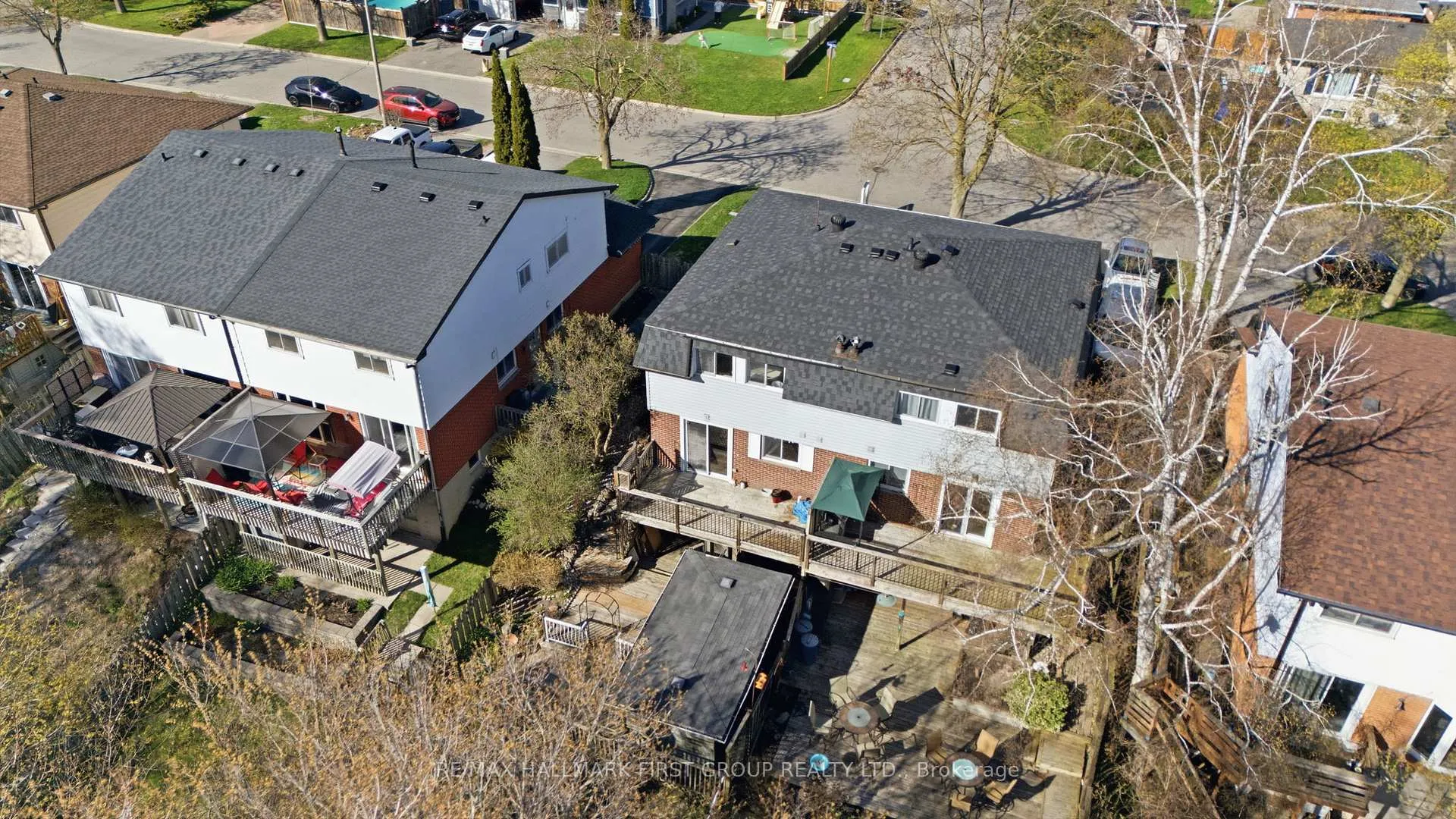 Photo 33 of 384 Camelot Court, Oshawa, Eastdale — HOMEH