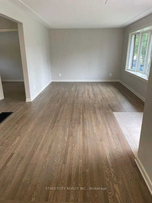Photo 2 of 1500 Mardell Place, London, East H — HOMEH