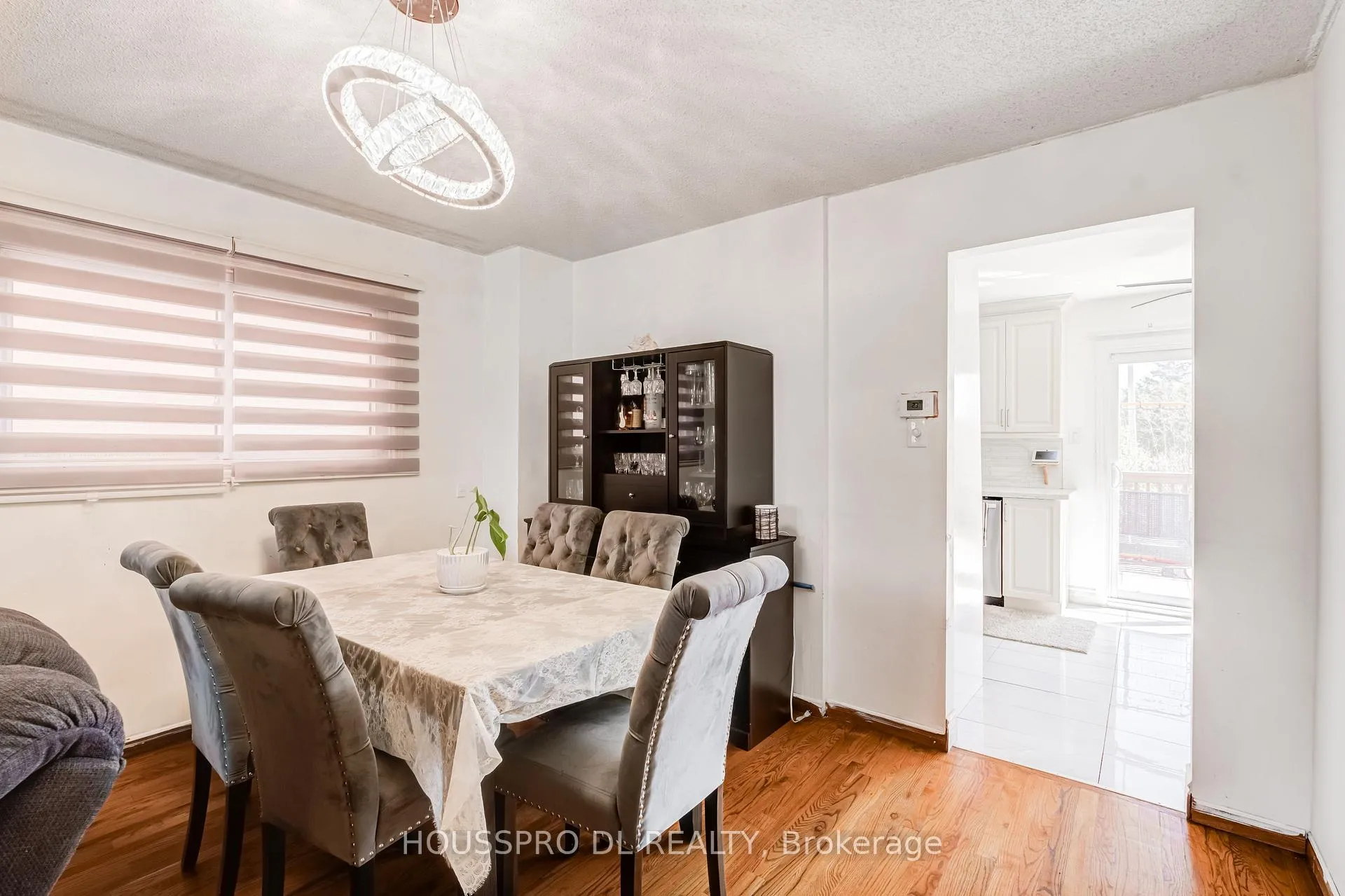 Photo 11 of 29 Westhampton Drive, Vaughan, Brownridge — HOMEH