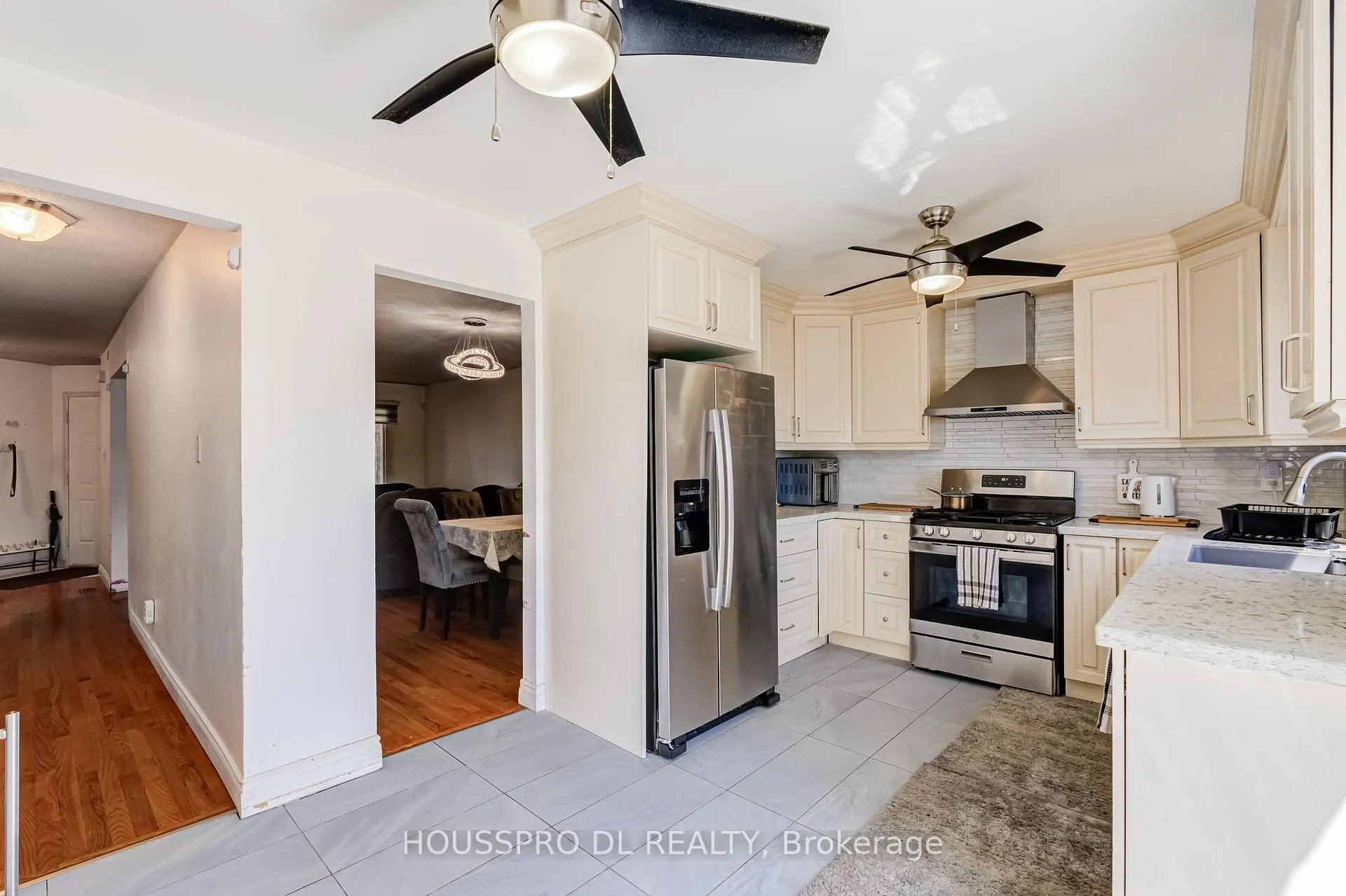 Photo 14 of 29 Westhampton Drive, Vaughan, Brownridge — HOMEH