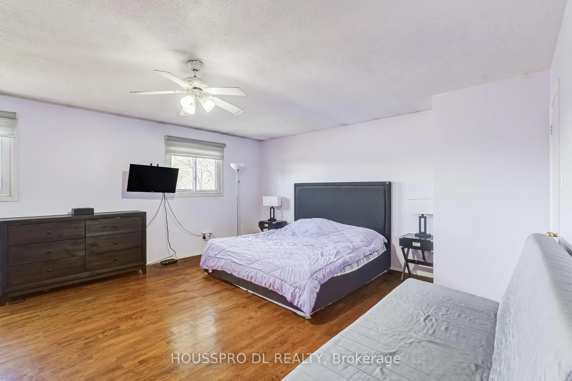 Photo 21 of 29 Westhampton Drive, Vaughan, Brownridge — HOMEH