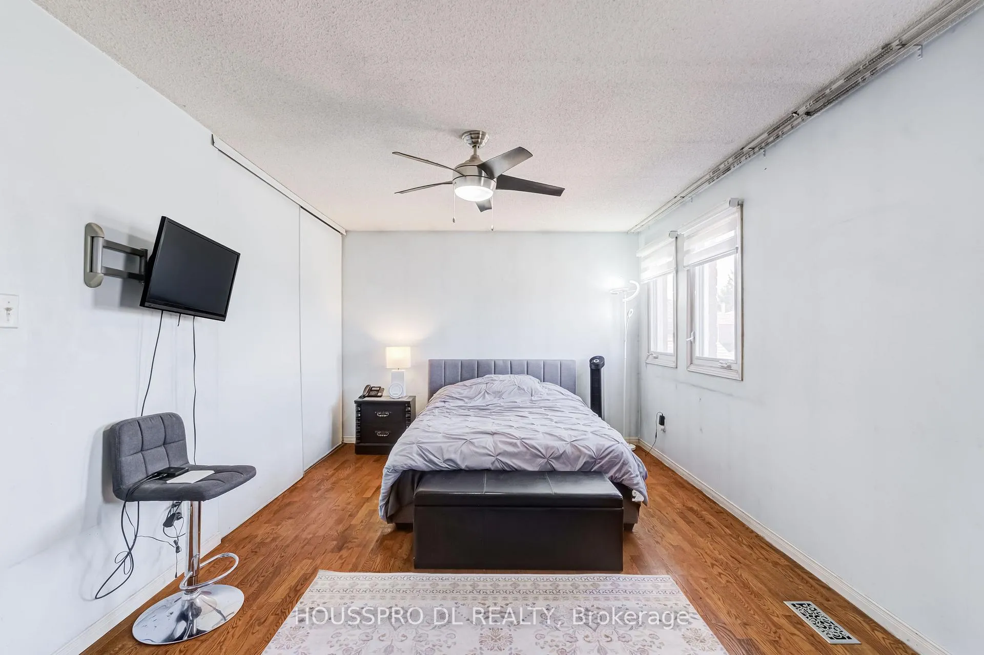 Photo 30 of 29 Westhampton Drive, Vaughan, Brownridge — HOMEH