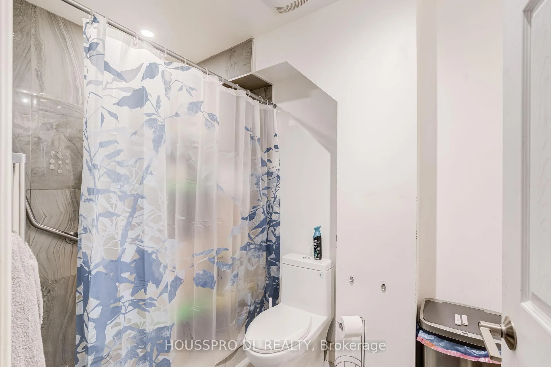 Photo 33 of 29 Westhampton Drive, Vaughan, Brownridge — HOMEH