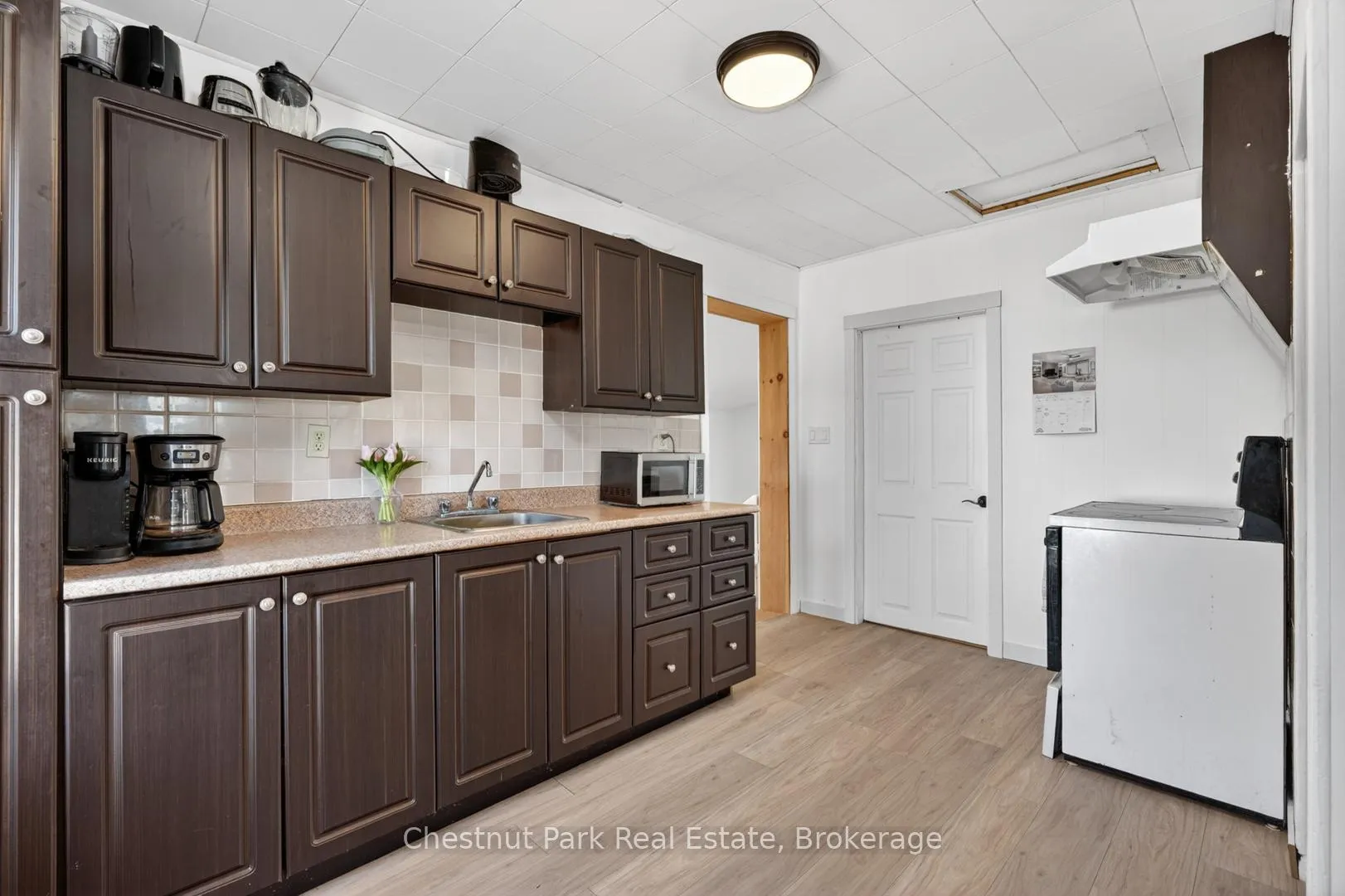 Photo 17 of 35 Broadway Street, South River — HOMEH