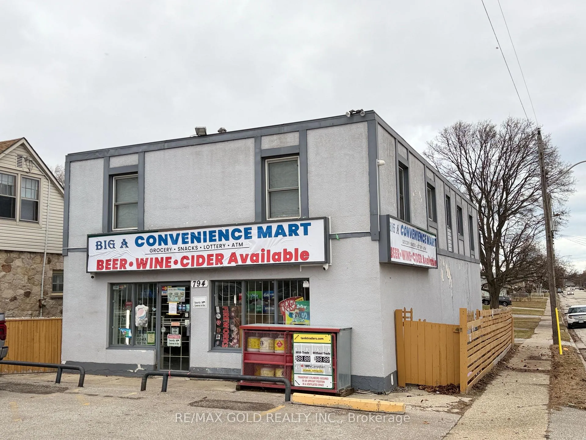 Front of 794 London Road