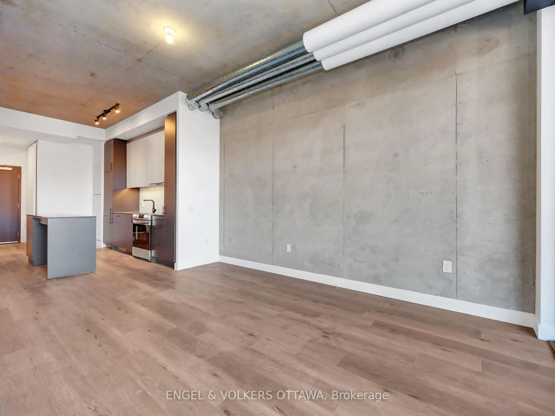 Photo 11 of Unit 206, 10 James Street, Ottawa, Ottawa Centre — HOMEH