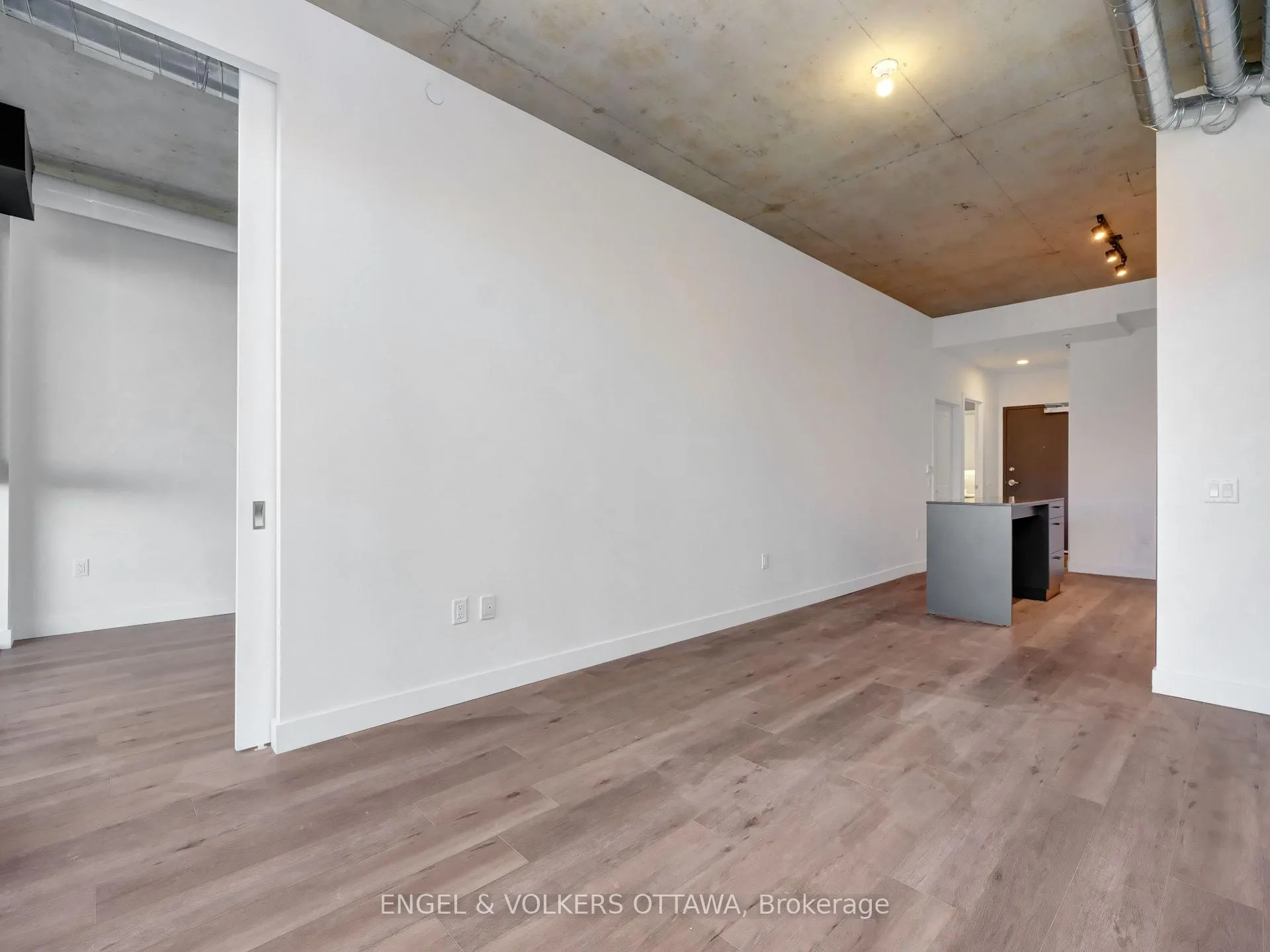 Photo 12 of Unit 206, 10 James Street, Ottawa, Ottawa Centre — HOMEH