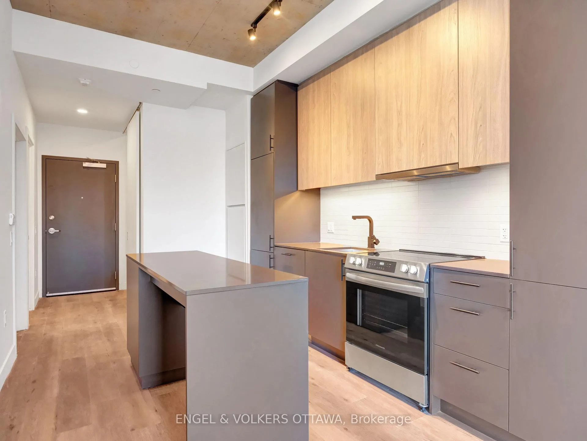 Photo 16 of Unit 206, 10 James Street, Ottawa, Ottawa Centre — HOMEH