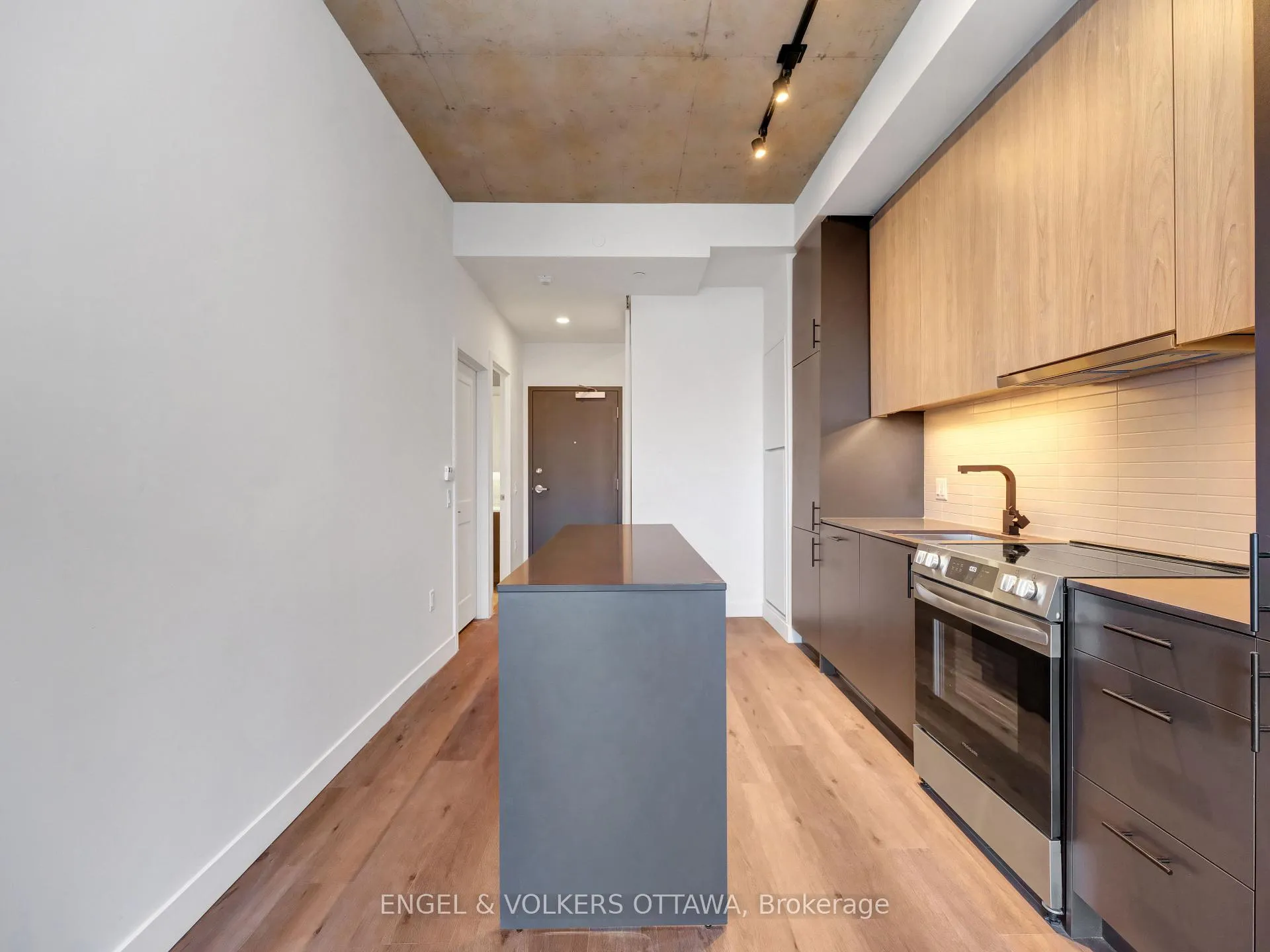 Photo 21 of Unit 206, 10 James Street, Ottawa, Ottawa Centre — HOMEH