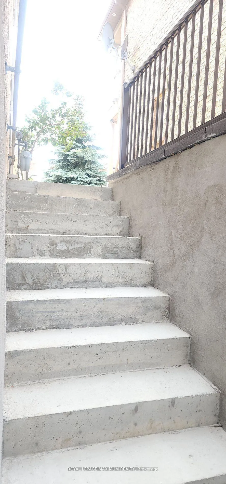 Photo 5 of Unit Basement, 19 Maple Forest Drive, Vaughan, Rural Vaughan — HOMEH