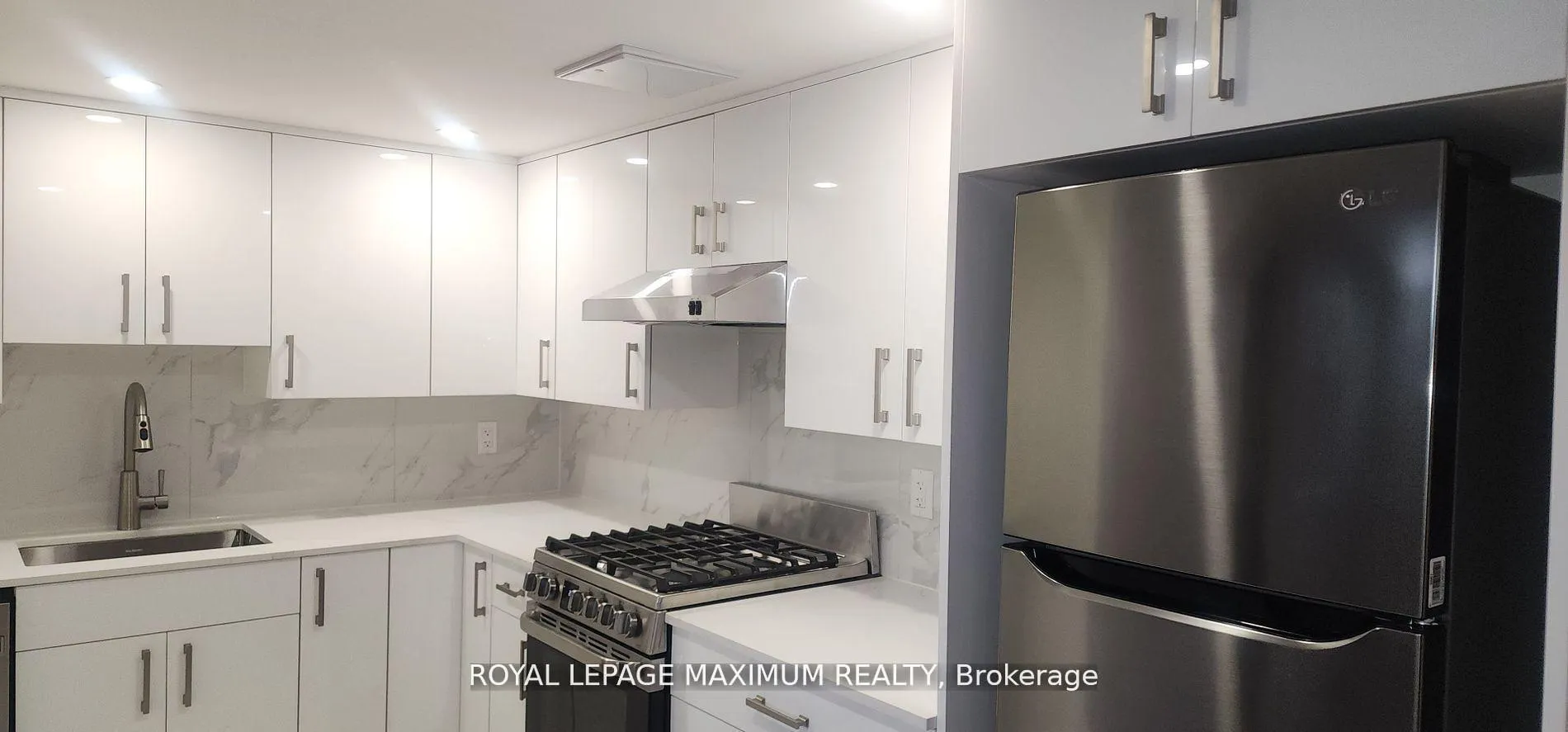 Photo 7 of Unit Basement, 19 Maple Forest Drive, Vaughan, Rural Vaughan — HOMEH