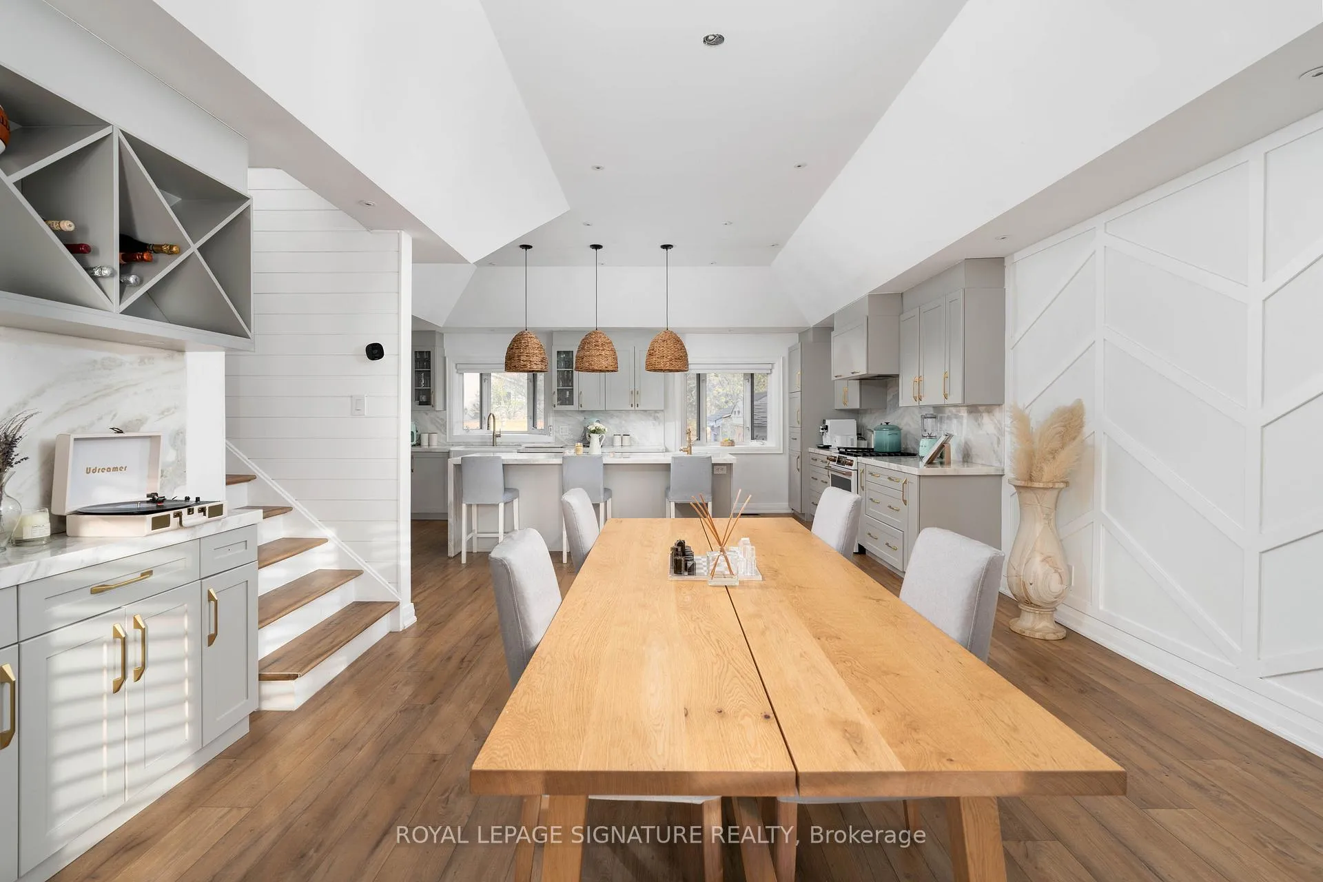 Photo 21 of 2440 Council Ring Road, Mississauga, Erin Mills — HOMEH