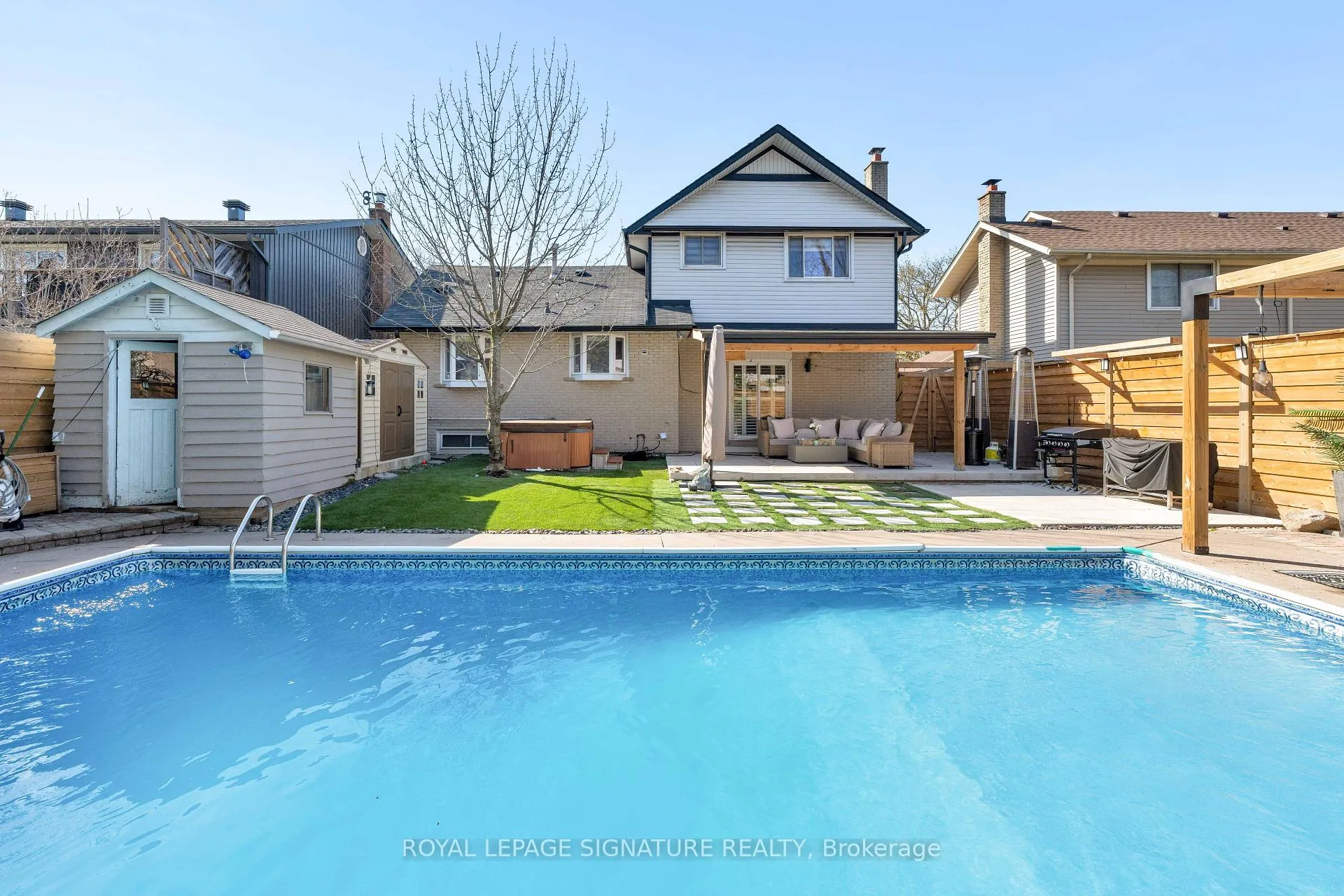 Photo 46 of 2440 Council Ring Road, Mississauga, Erin Mills — HOMEH